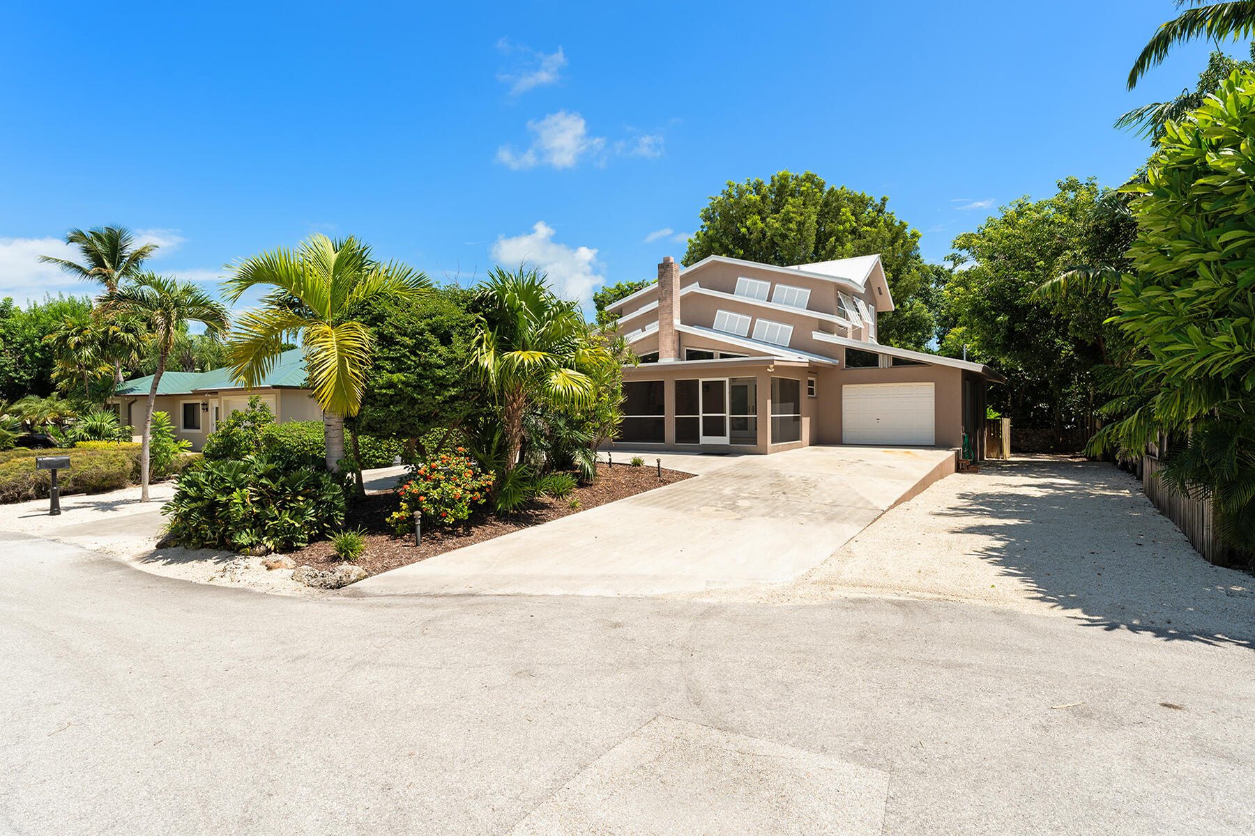 121 Gumbo Limbo Road