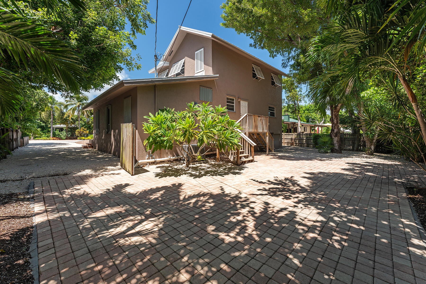 121 Gumbo Limbo Road
