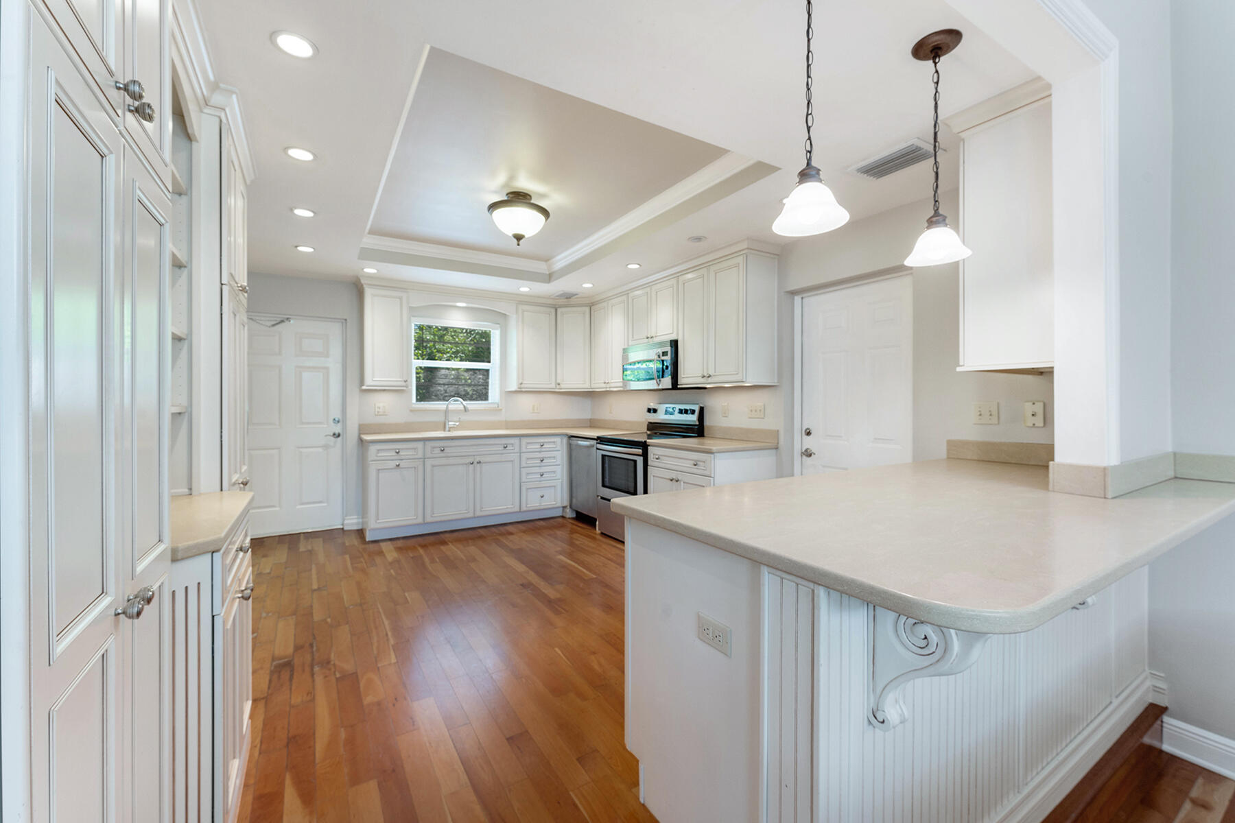 121 Gumbo Limbo Road