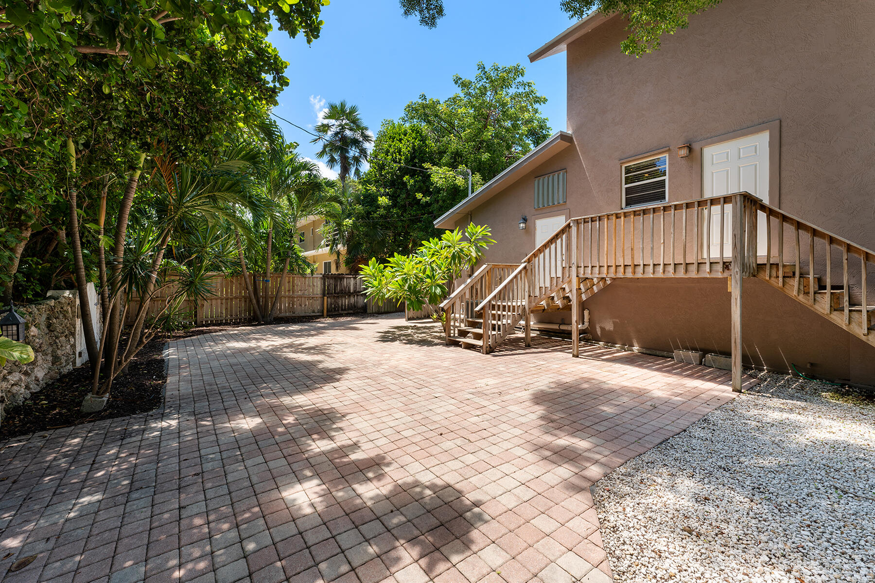 121 Gumbo Limbo Road