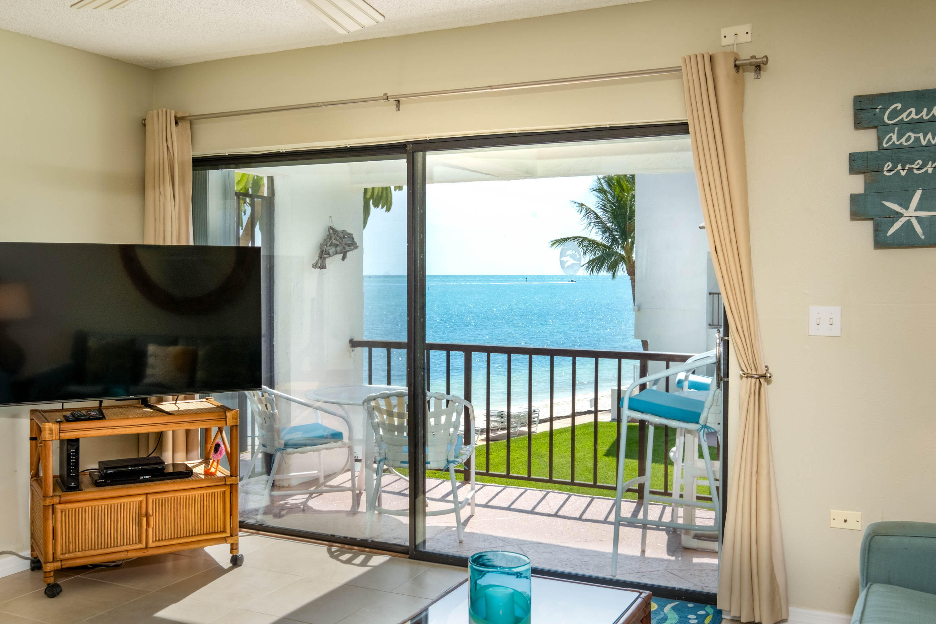 601 W Ocean Drive Unit: 414