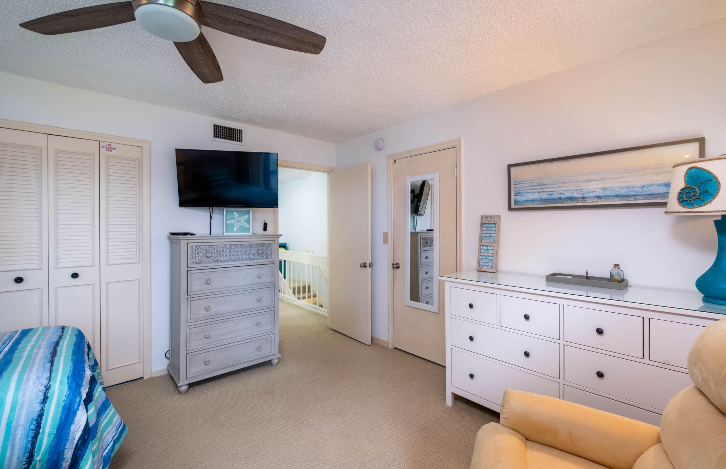 601 W Ocean Drive Unit: 414