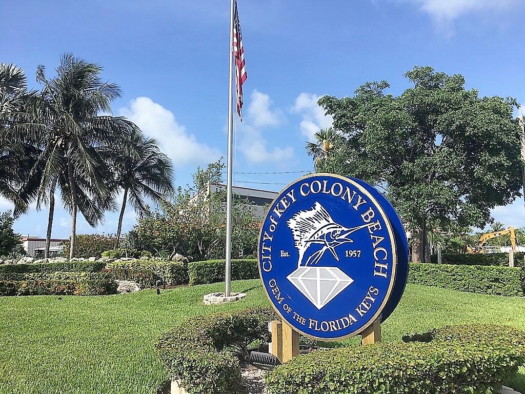 601 W Ocean Drive Unit: 414