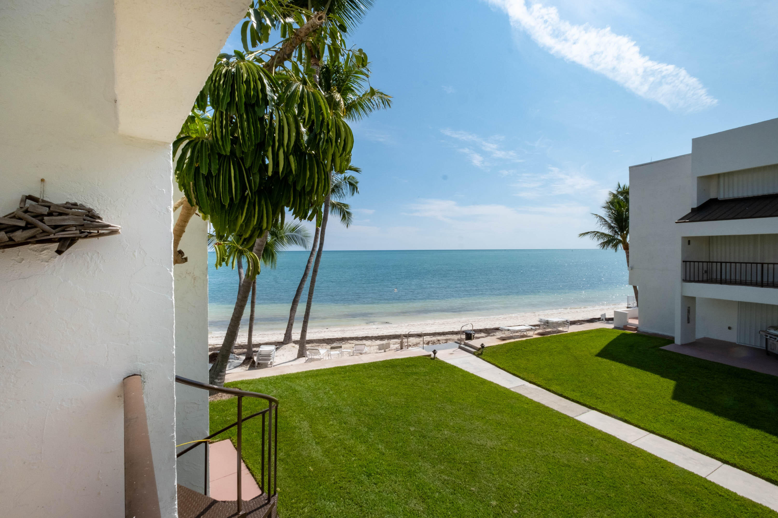 601 W Ocean Drive Unit: 414