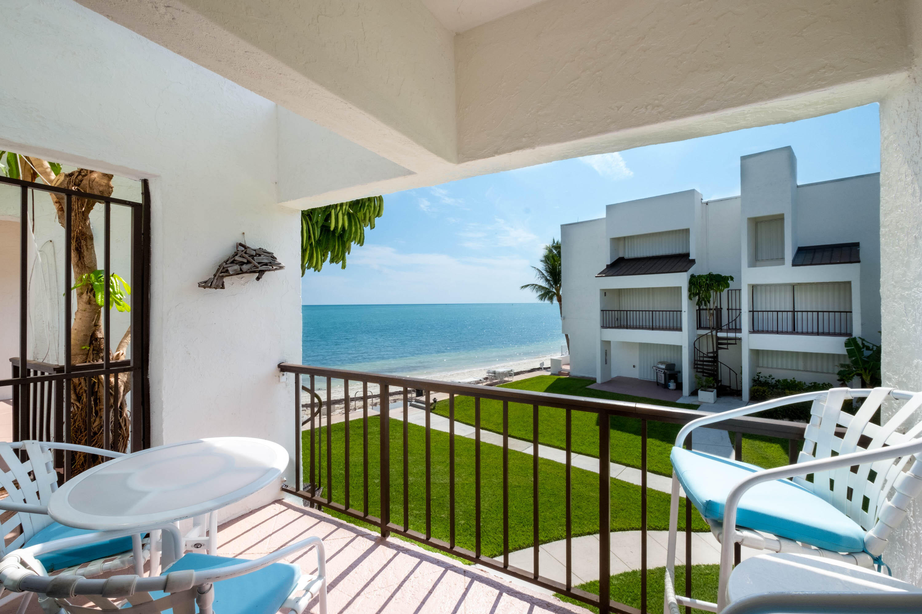 601 W Ocean Drive Unit: 414