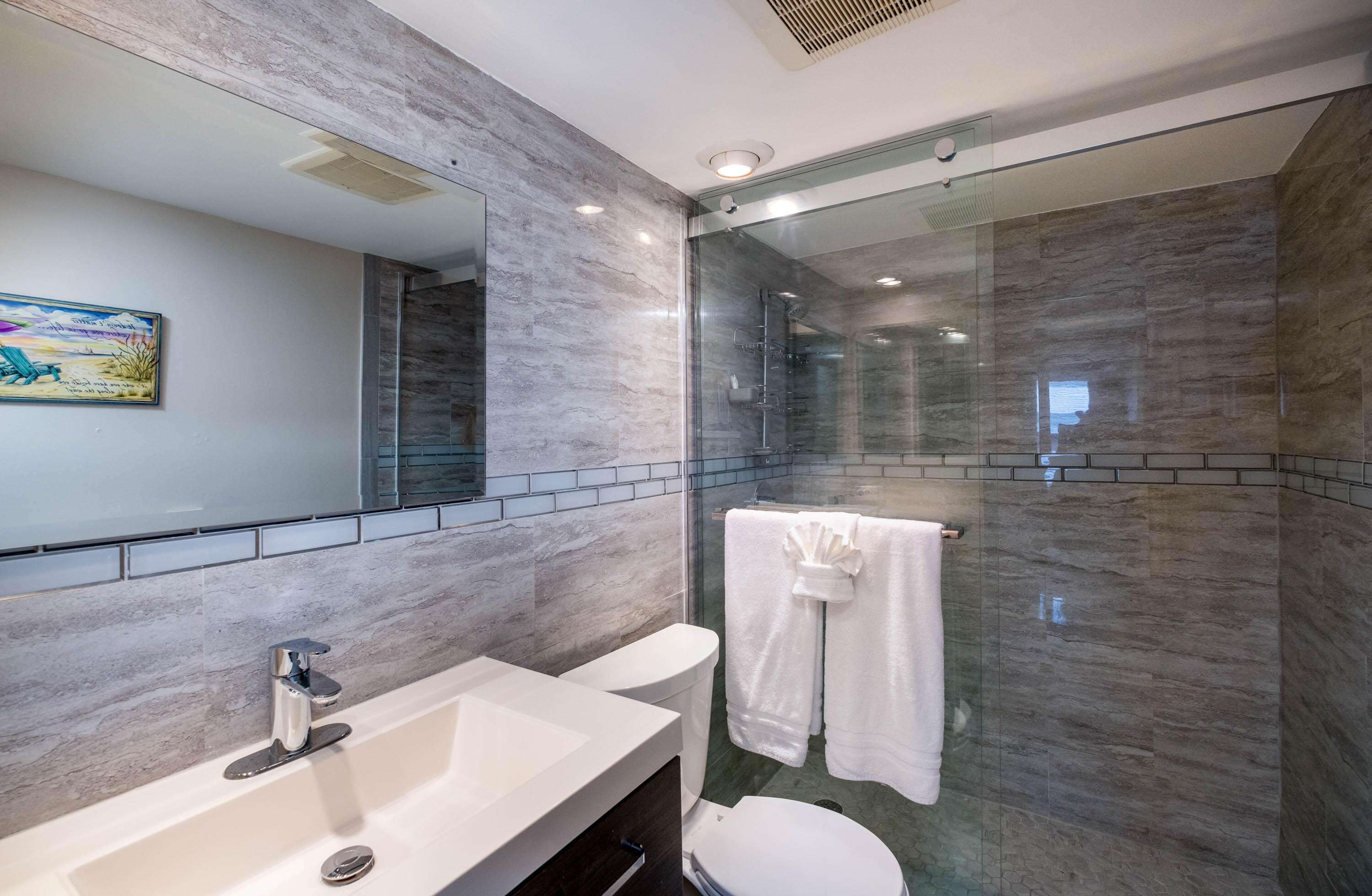 601 W Ocean Drive Unit: 414