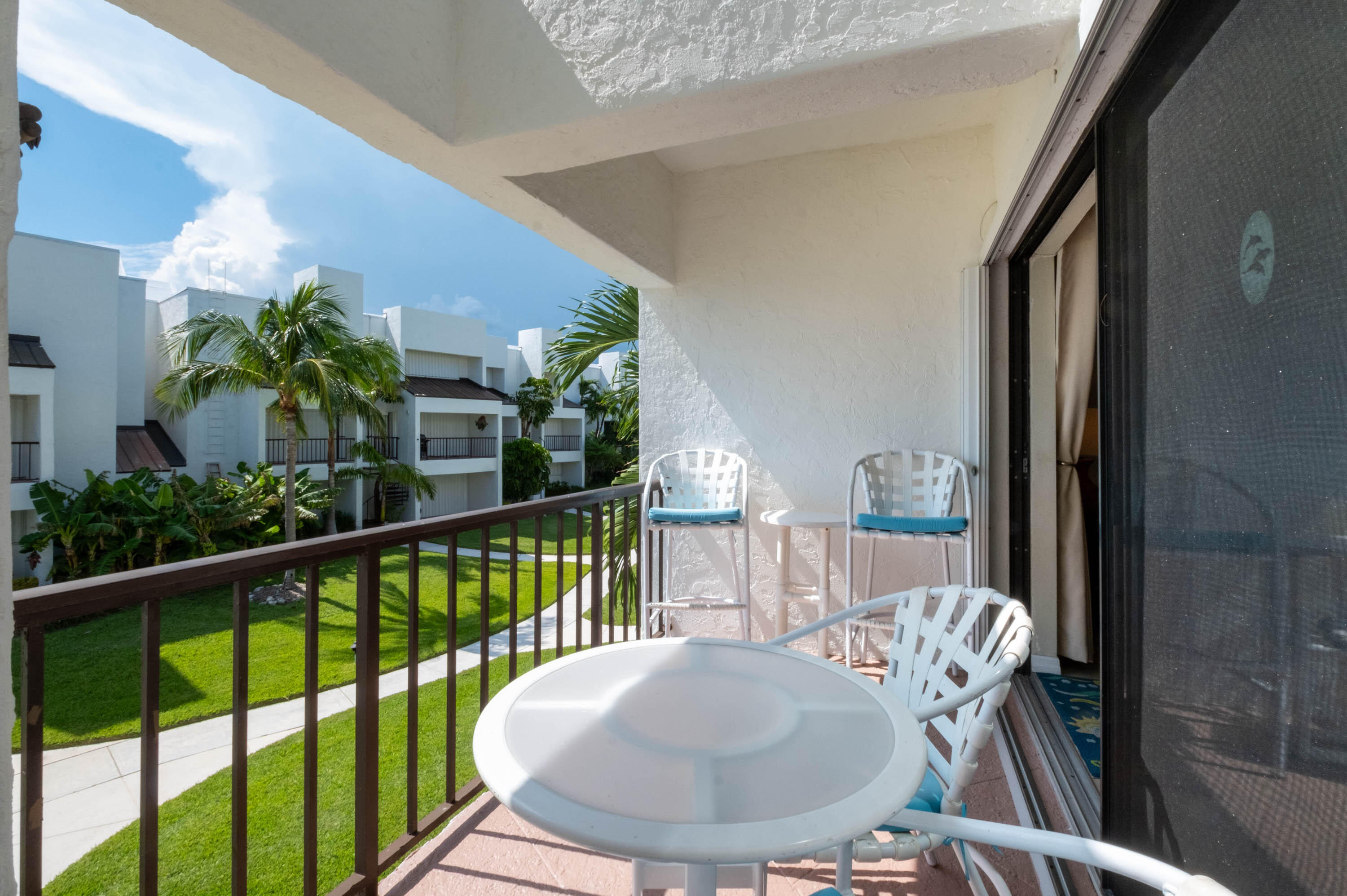 601 W Ocean Drive Unit: 414