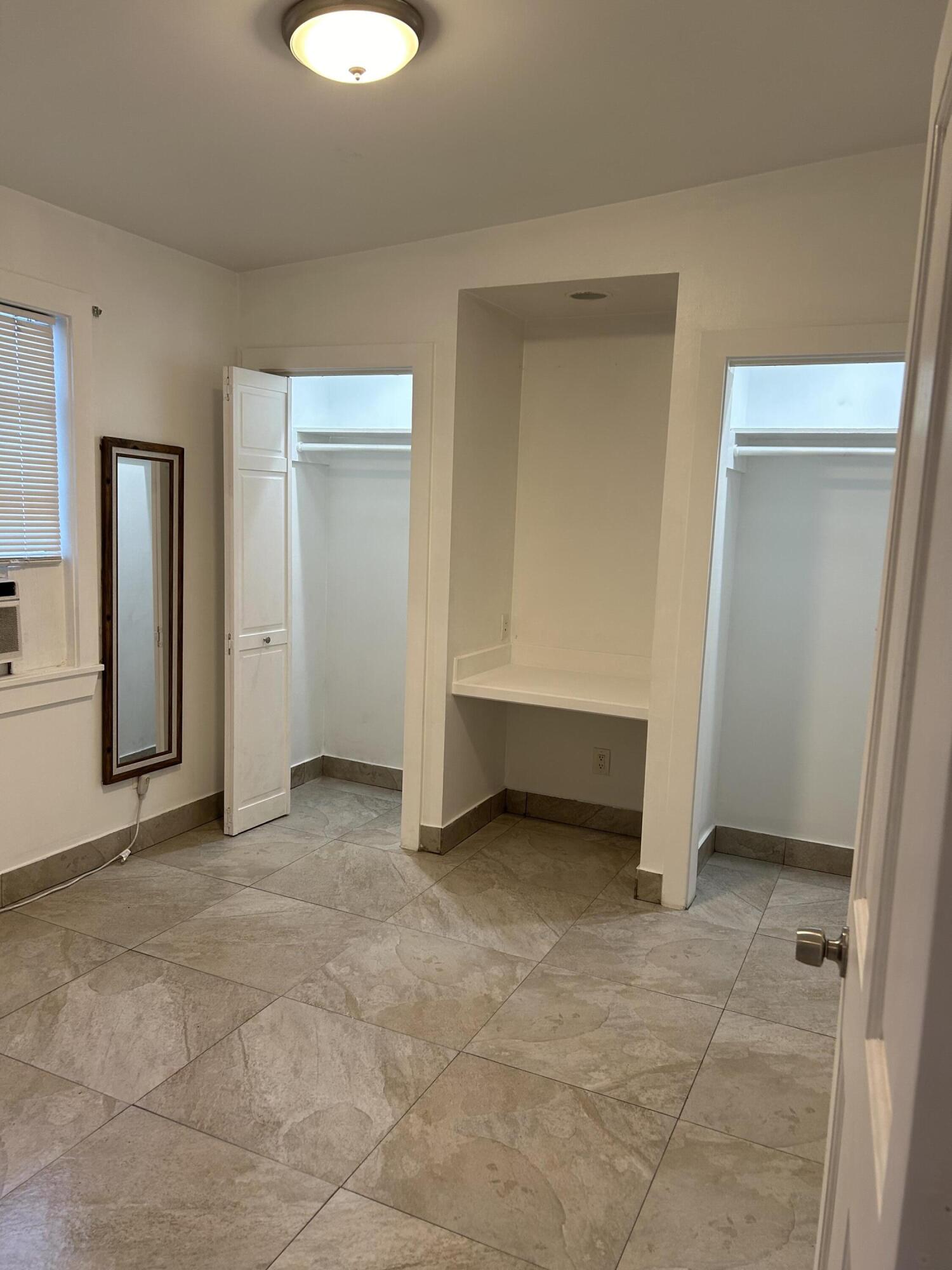 1110 White Street Unit: 2