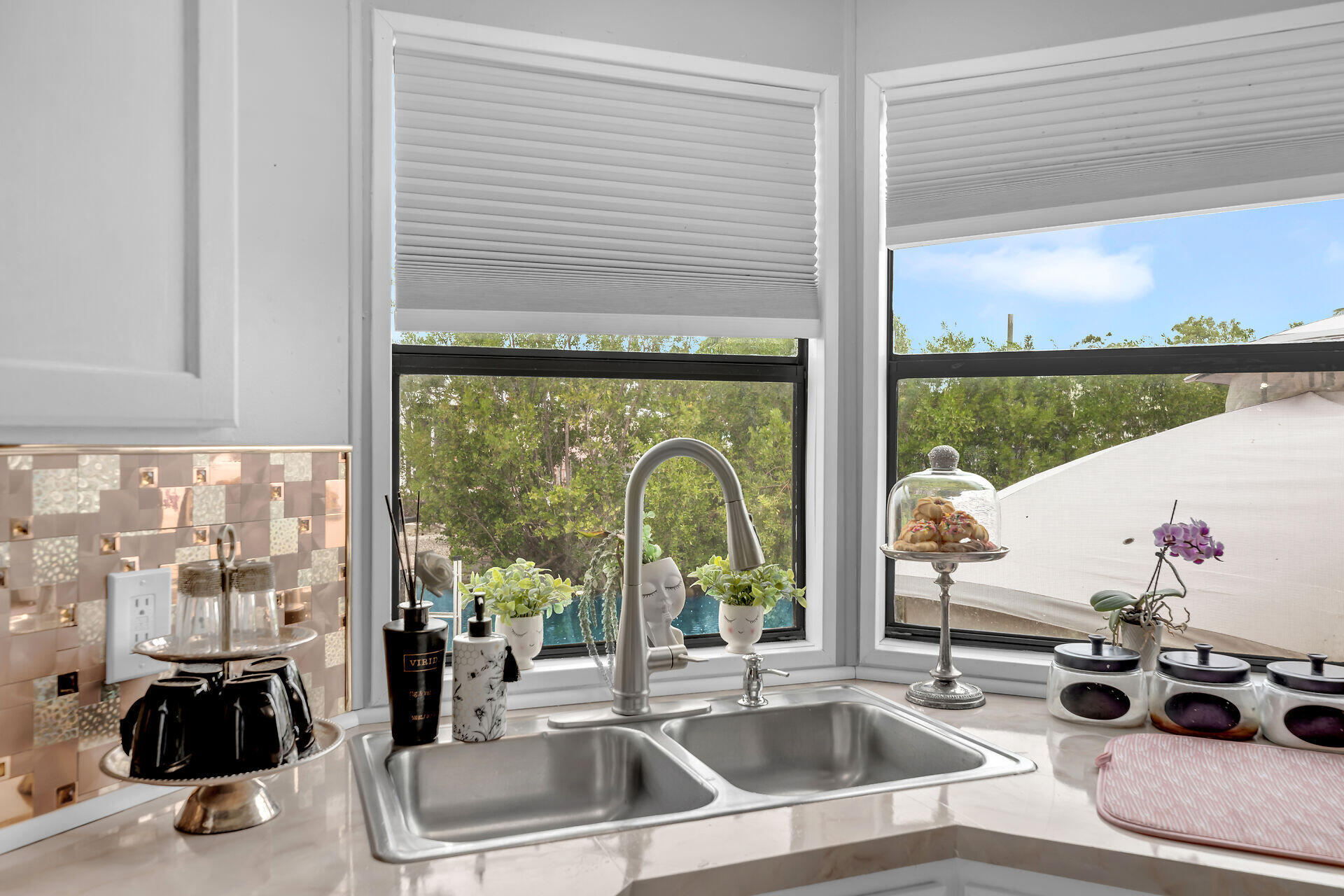 27969 Lobster Tail Trail