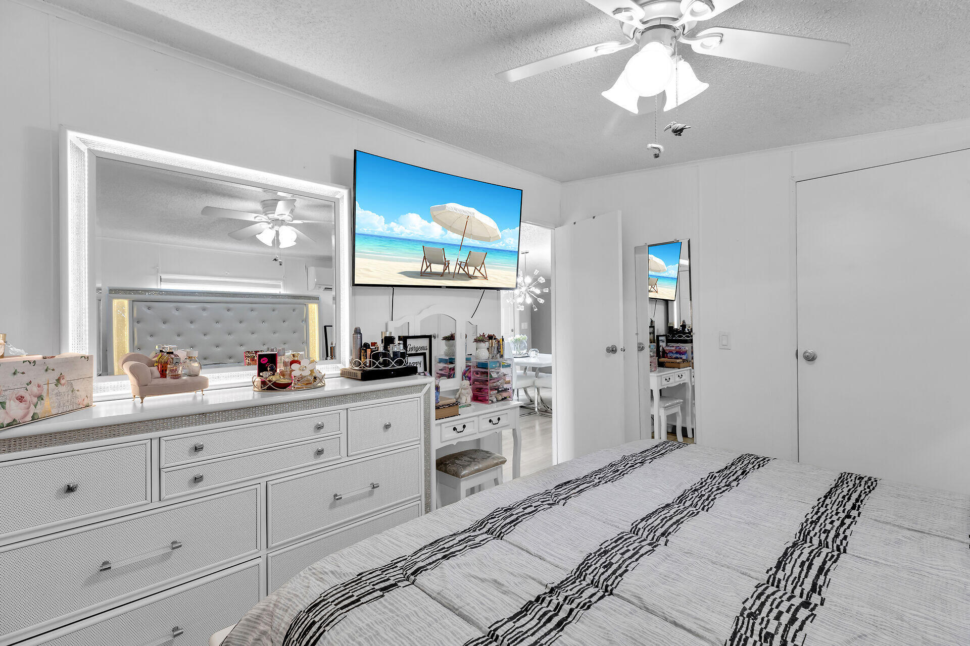 27969 Lobster Tail Trail