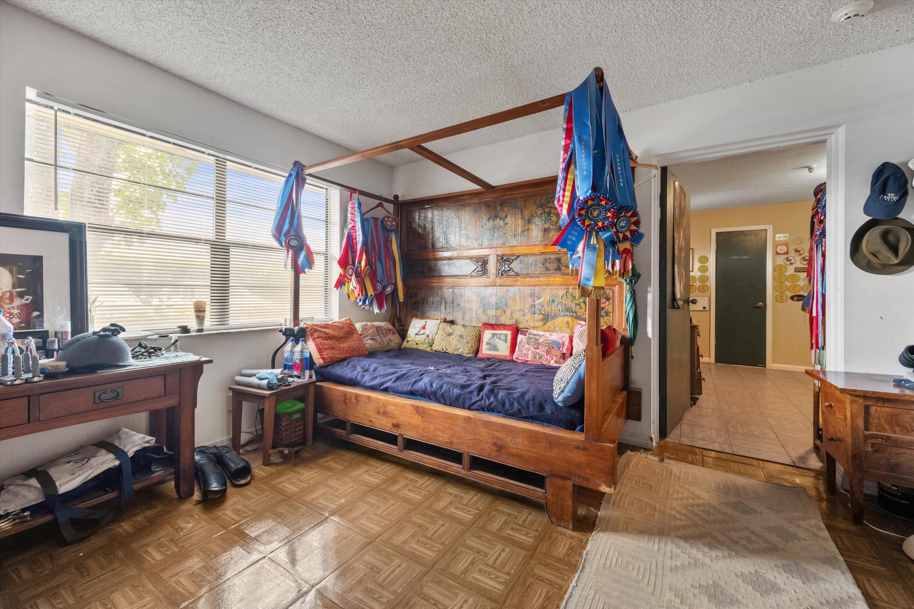 13175 Southfields Road