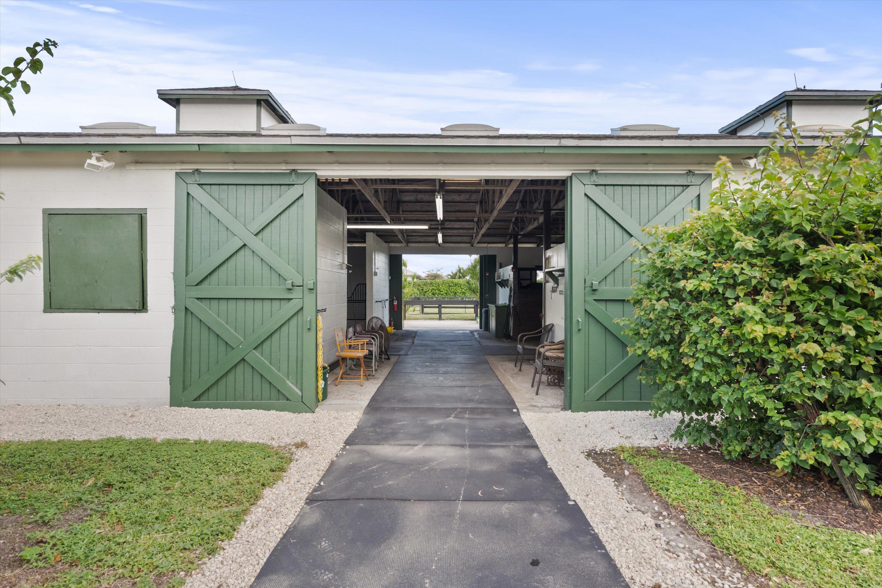 13175 Southfields Road