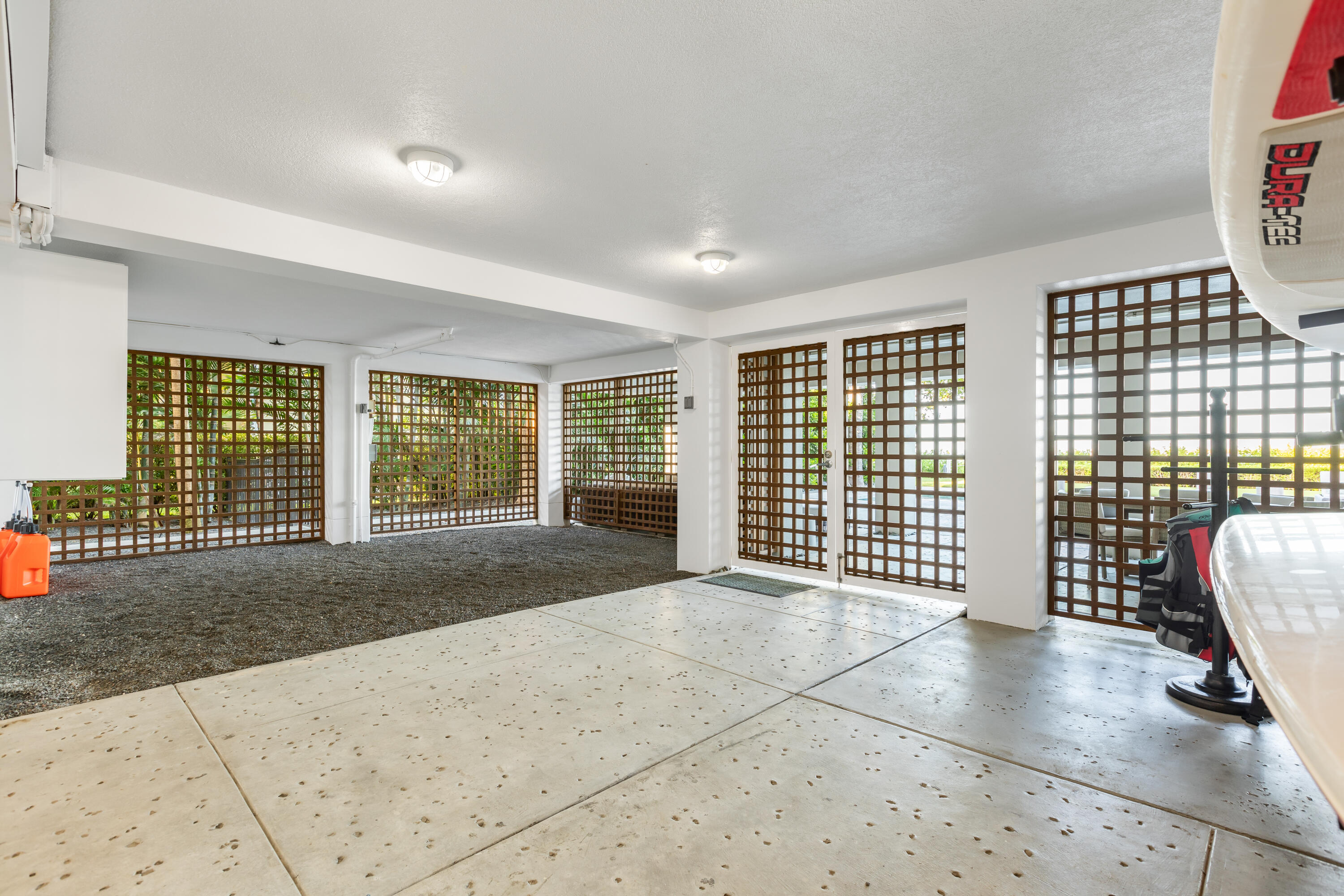 71 Cannon Royal Drive