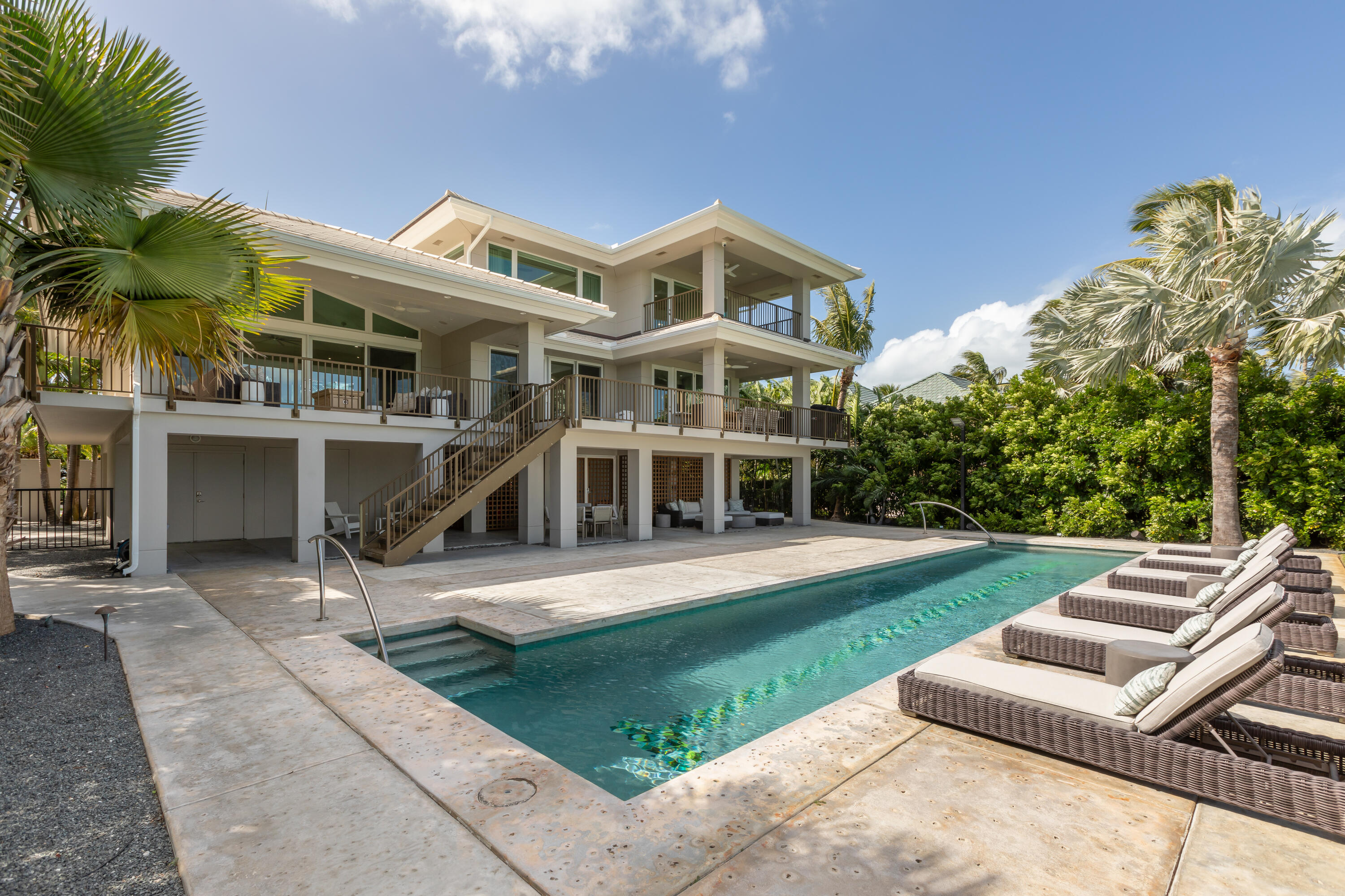 71 Cannon Royal Drive