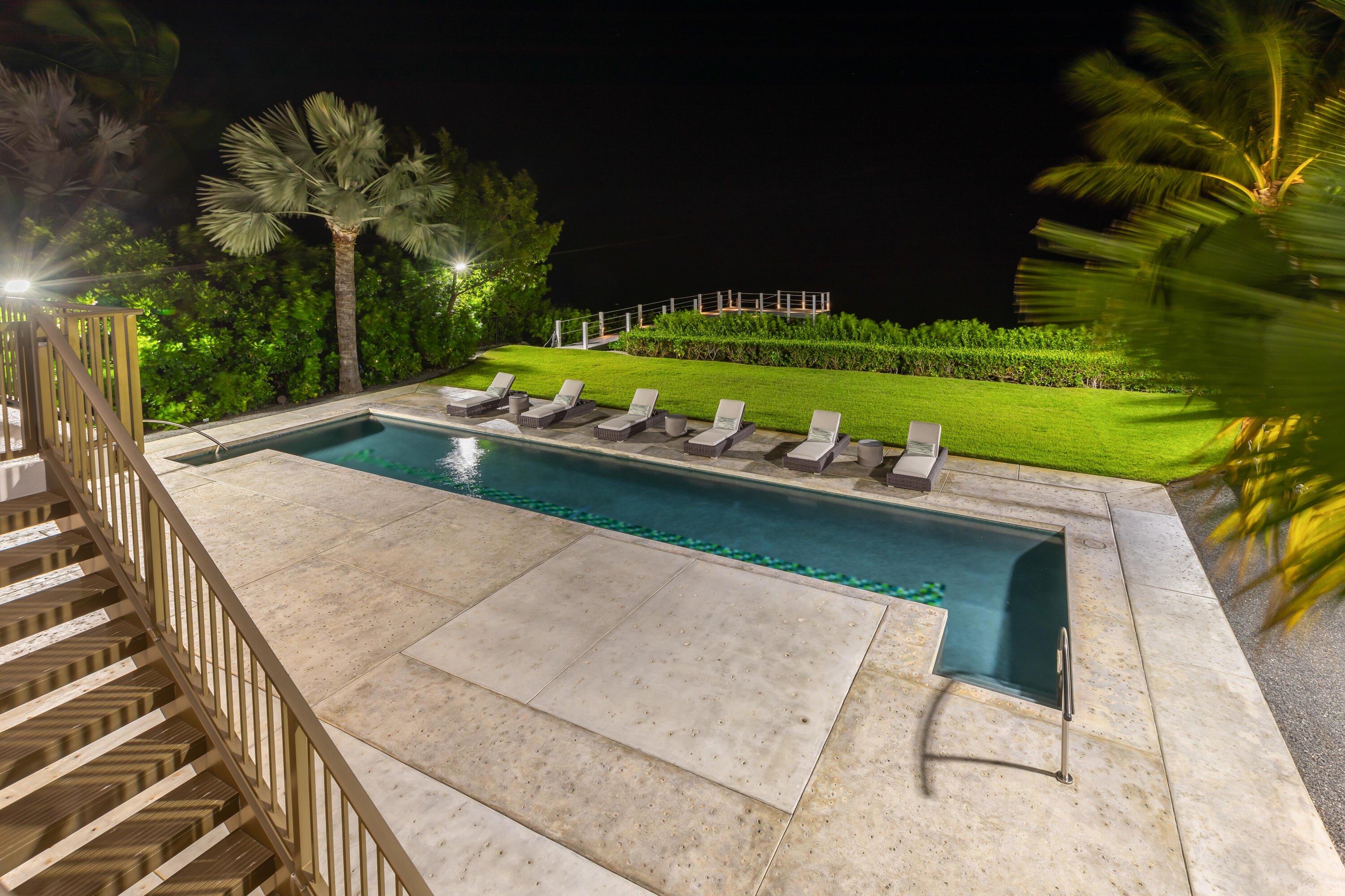 71 Cannon Royal Drive