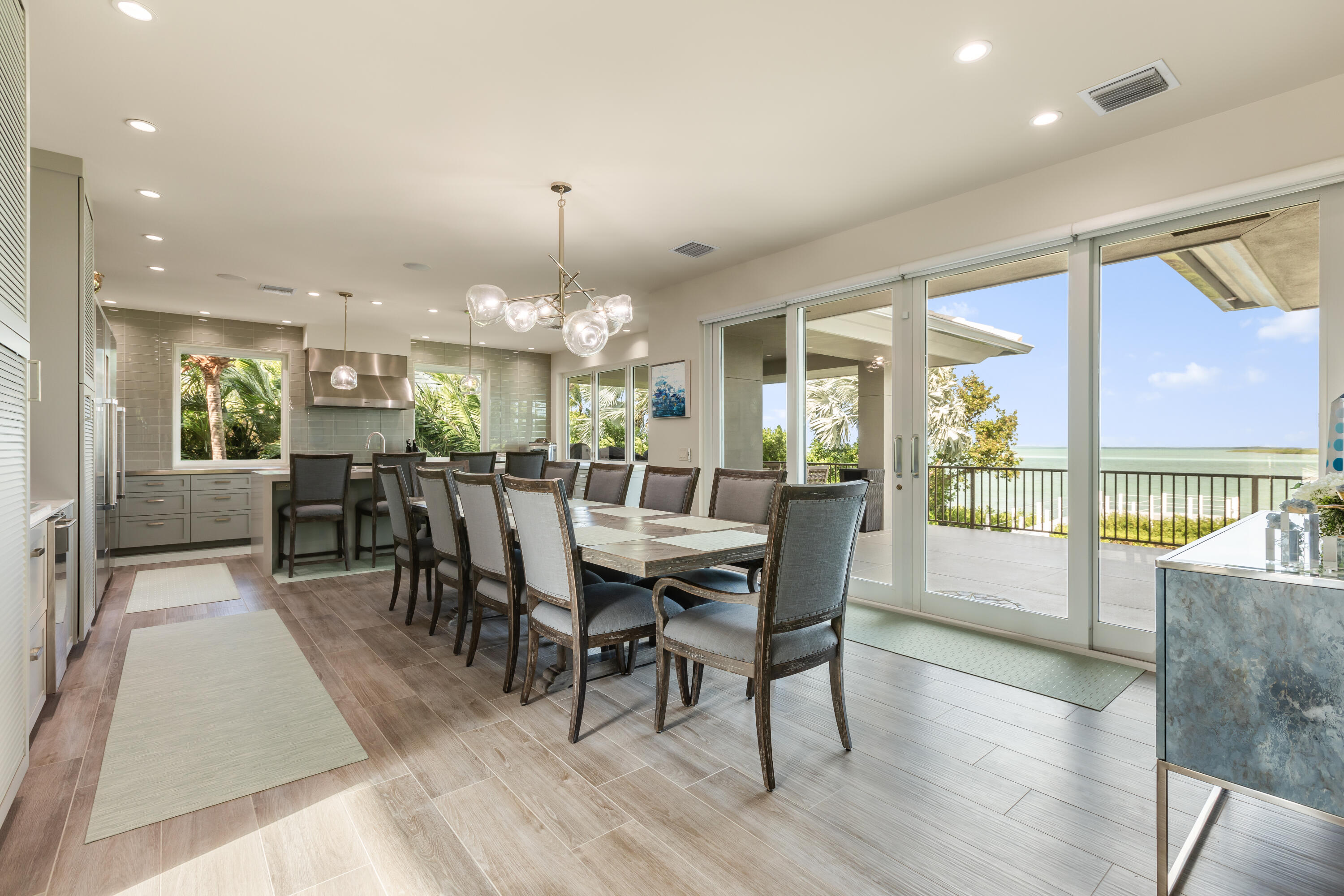 71 Cannon Royal Drive