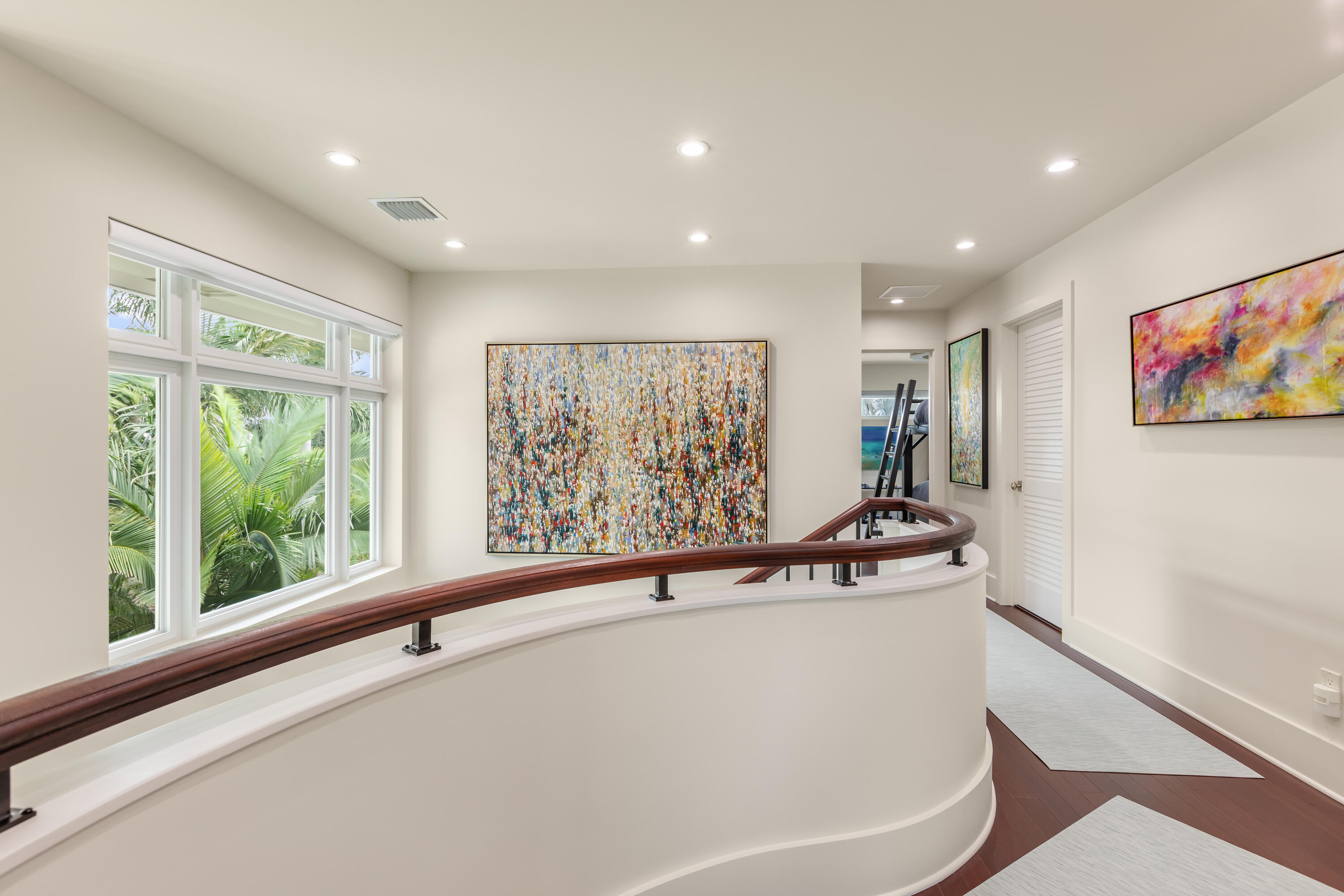71 Cannon Royal Drive