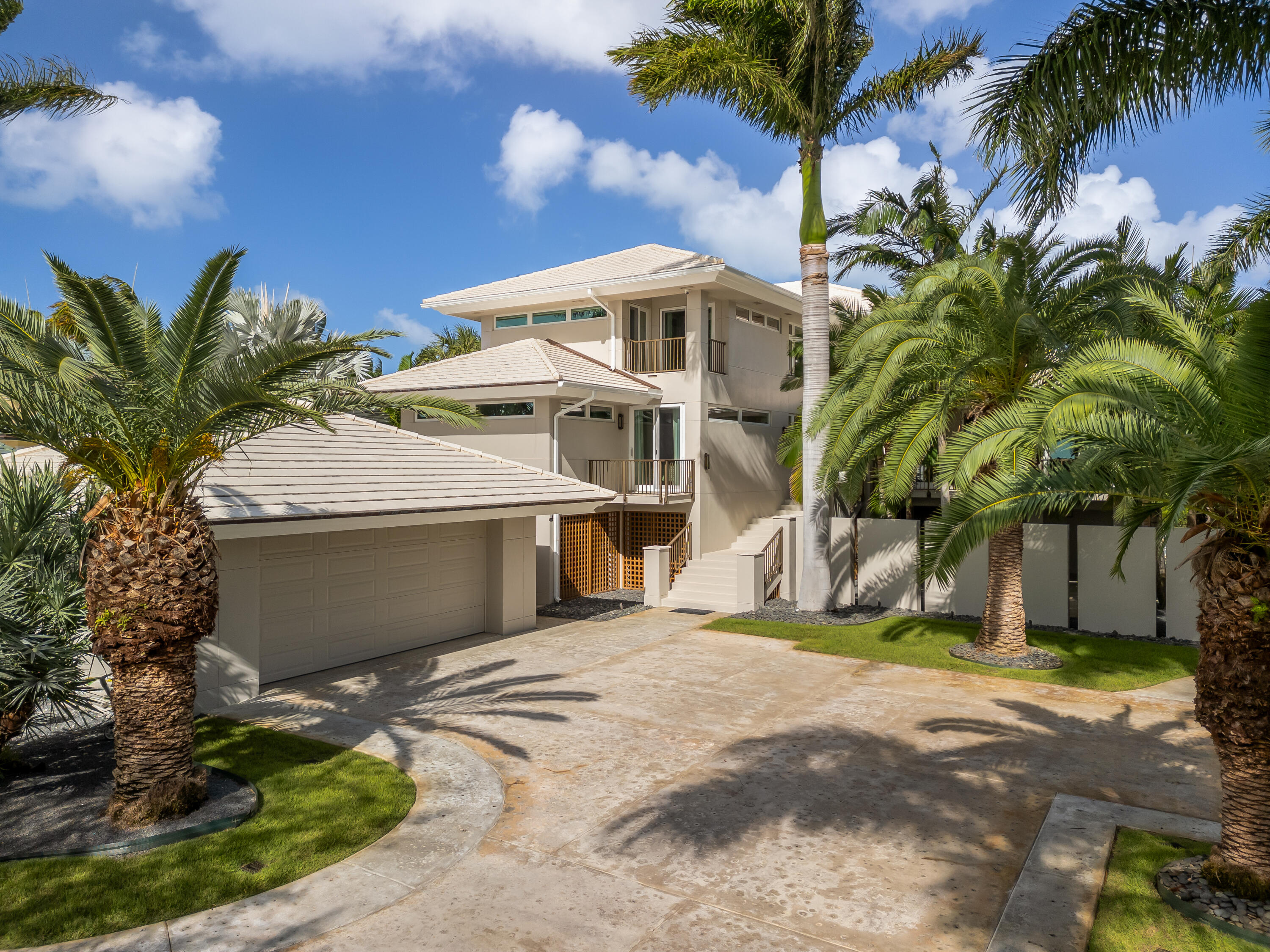 71 Cannon Royal Drive