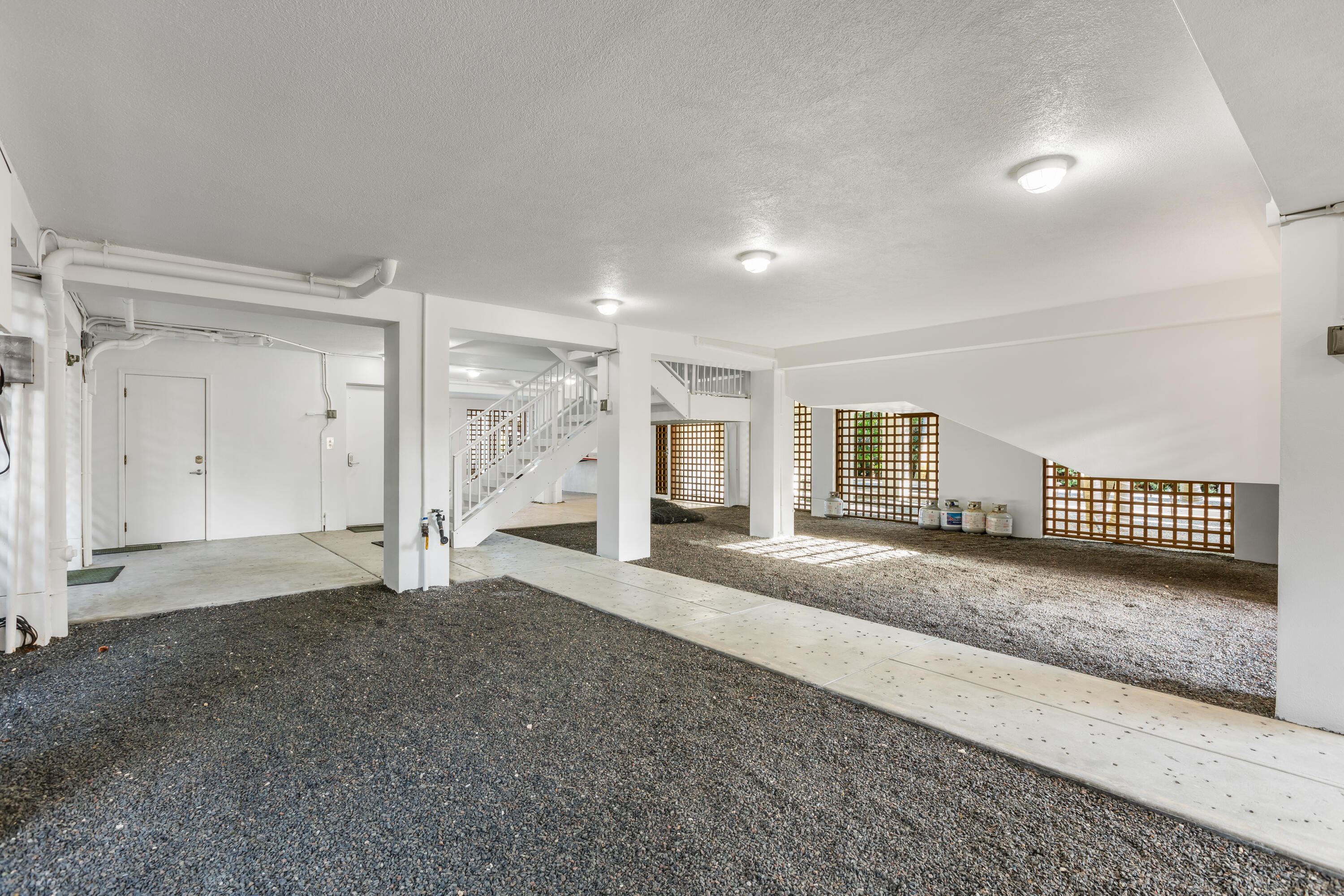 71 Cannon Royal Drive