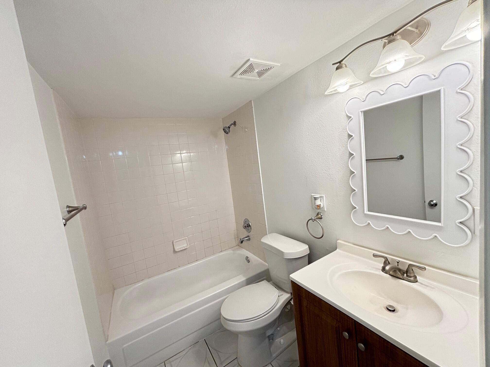 3930 S Roosevelt Boulevard Unit: E204