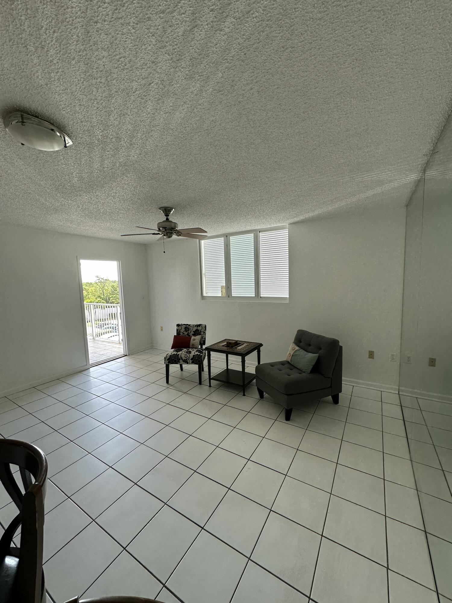 3930 S Roosevelt Boulevard Unit: E204