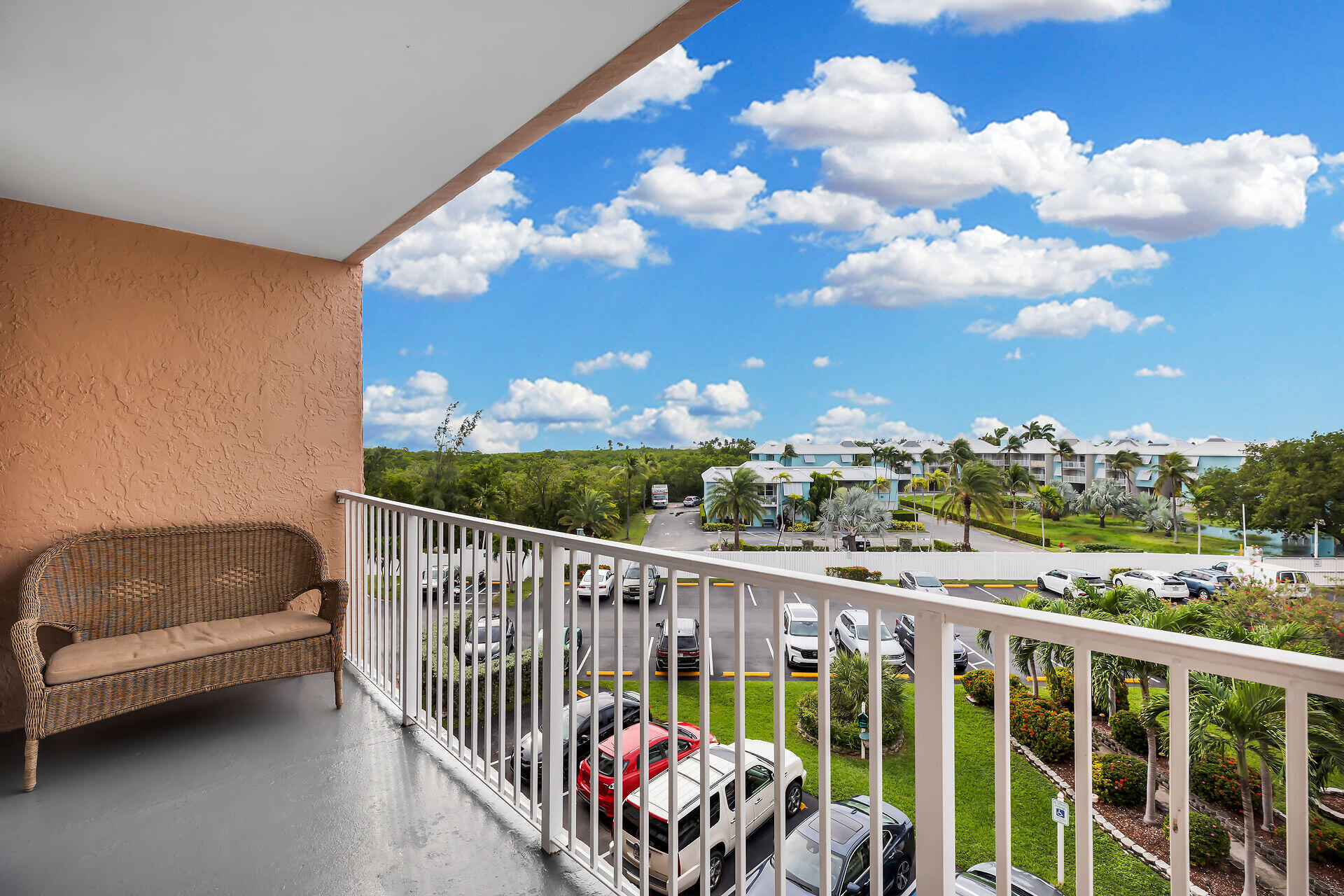 3930 S Roosevelt Boulevard Unit: E304