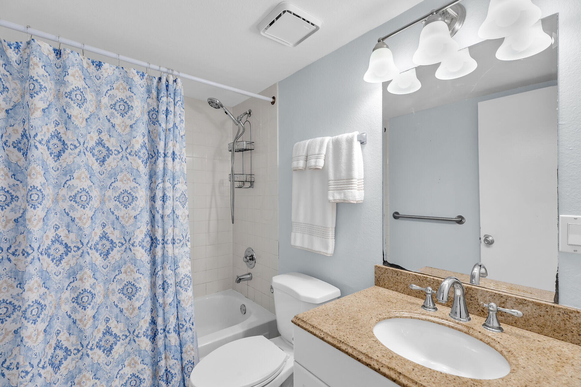 3930 S Roosevelt Boulevard Unit: E304