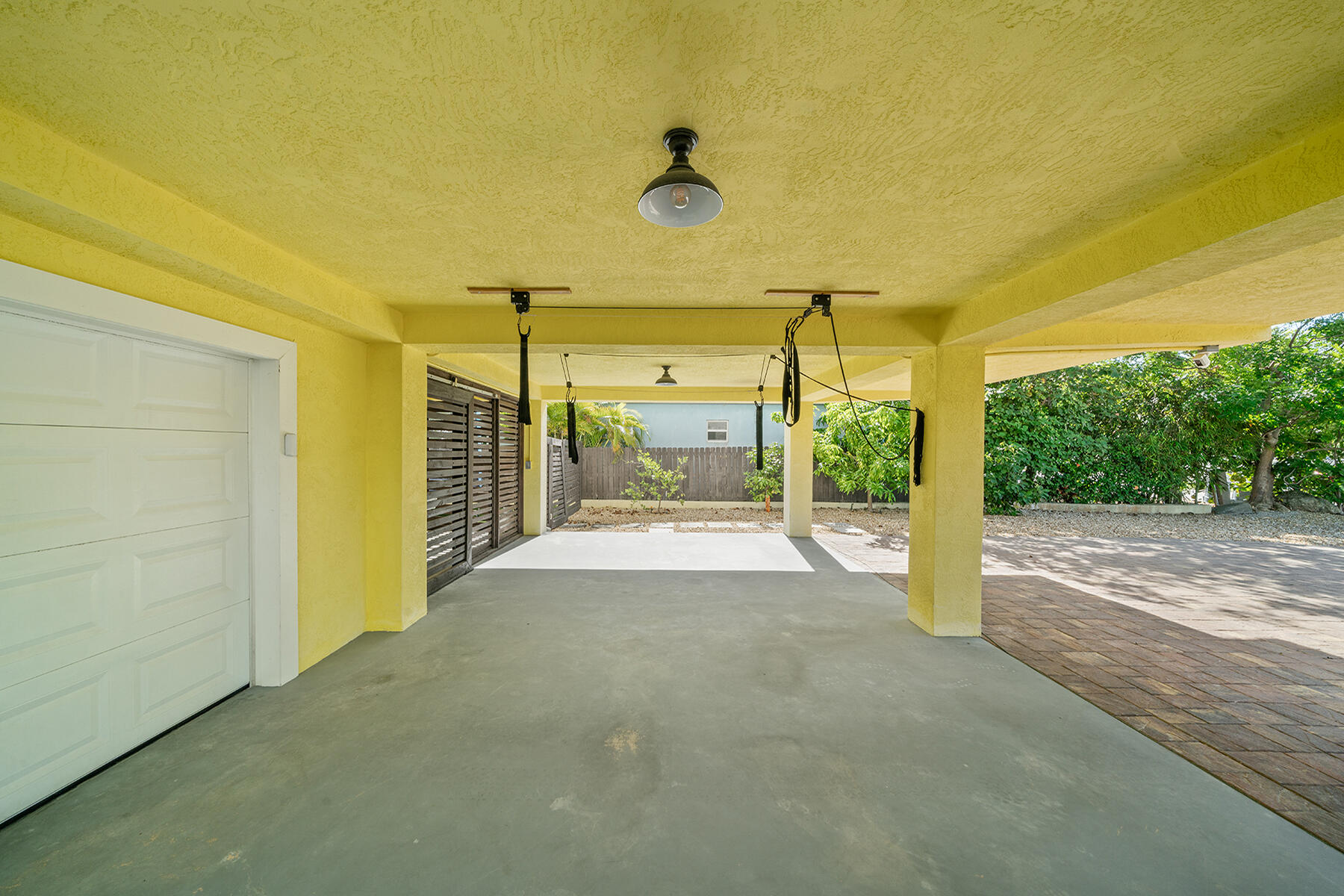 264 S Coconut Palm Boulevard