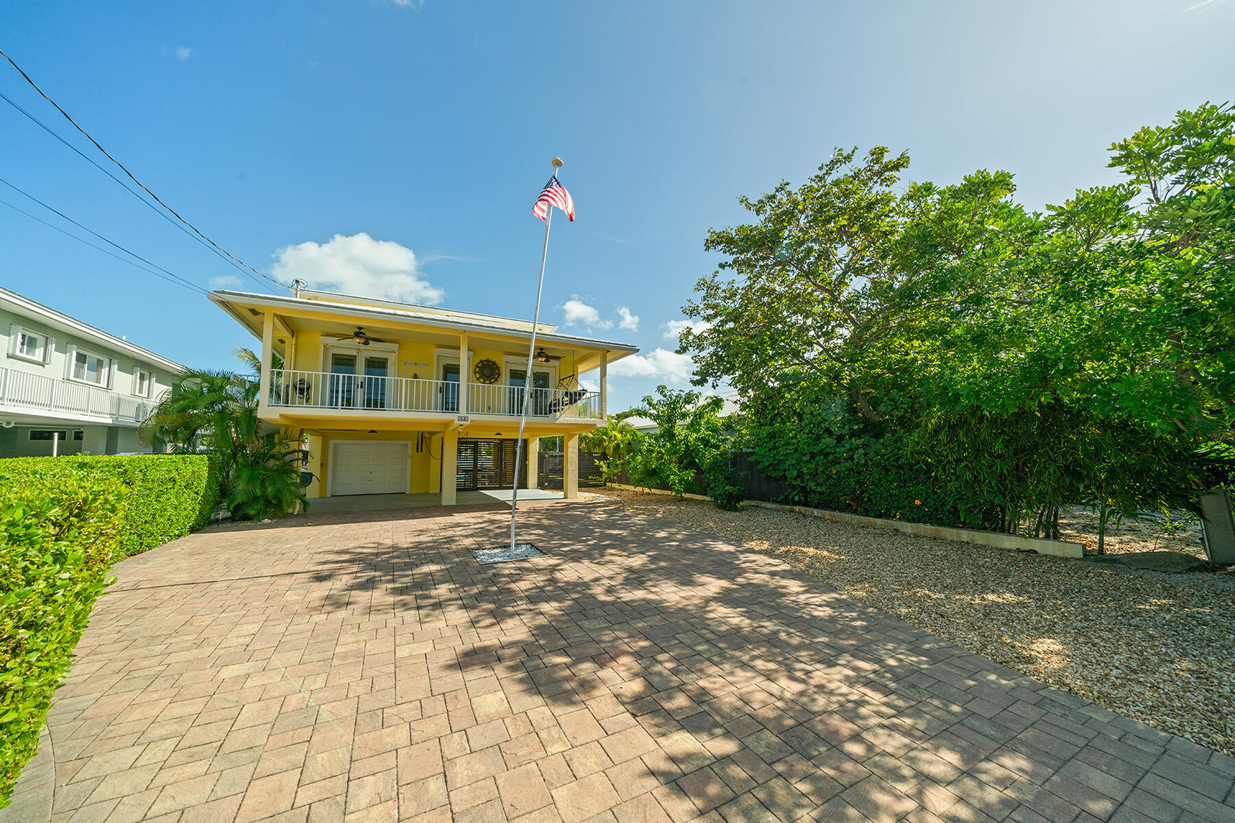 264 S Coconut Palm Boulevard