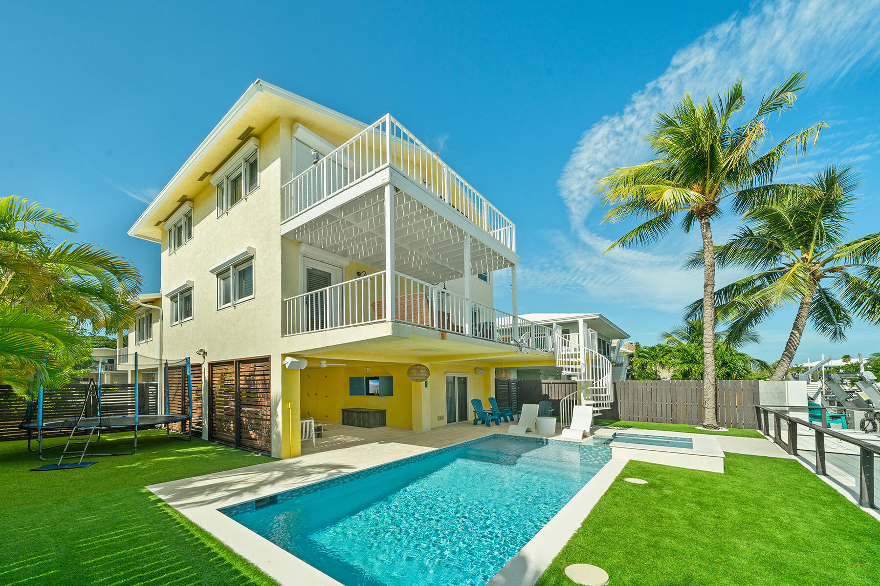 264 S Coconut Palm Boulevard