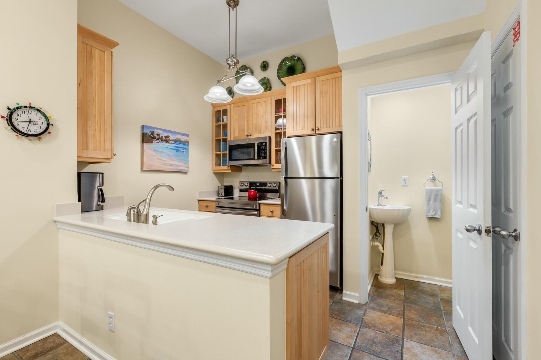 101 Front Street Unit: 15
