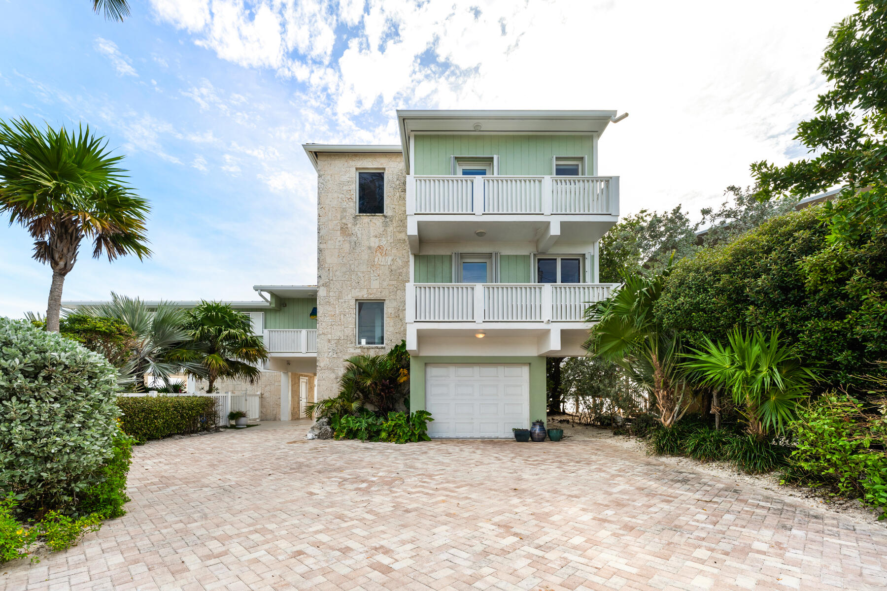 133 Sunset Drive