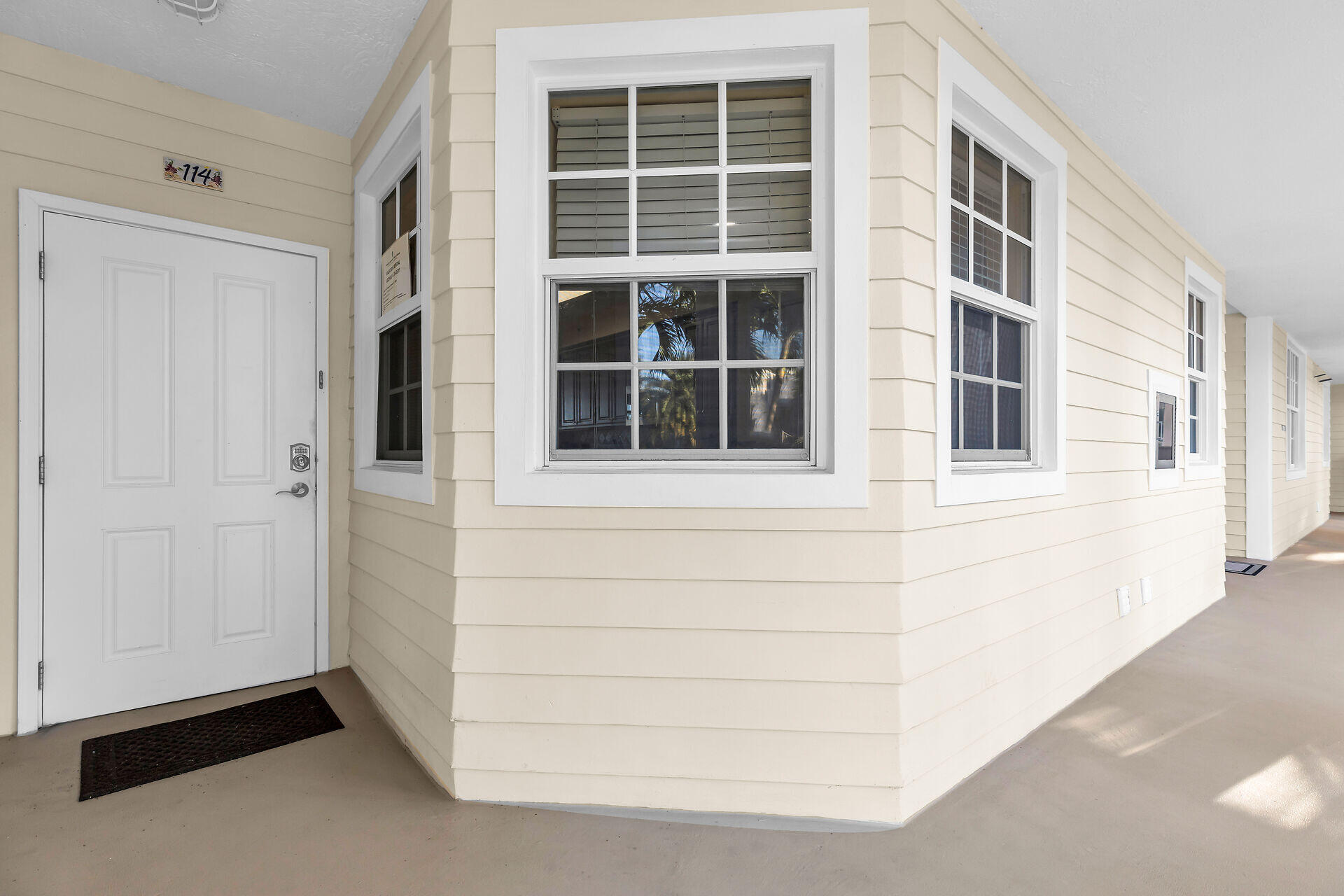 101 Gulfview Drive Unit: 114D & 30' boat slip with lift