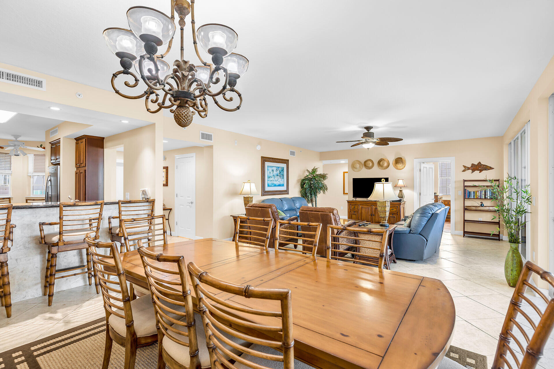 101 Gulfview Drive Unit: 114D & 30' boat slip with lift