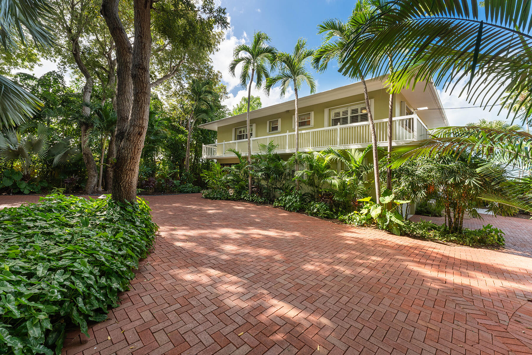 178 Plantation Boulevard
