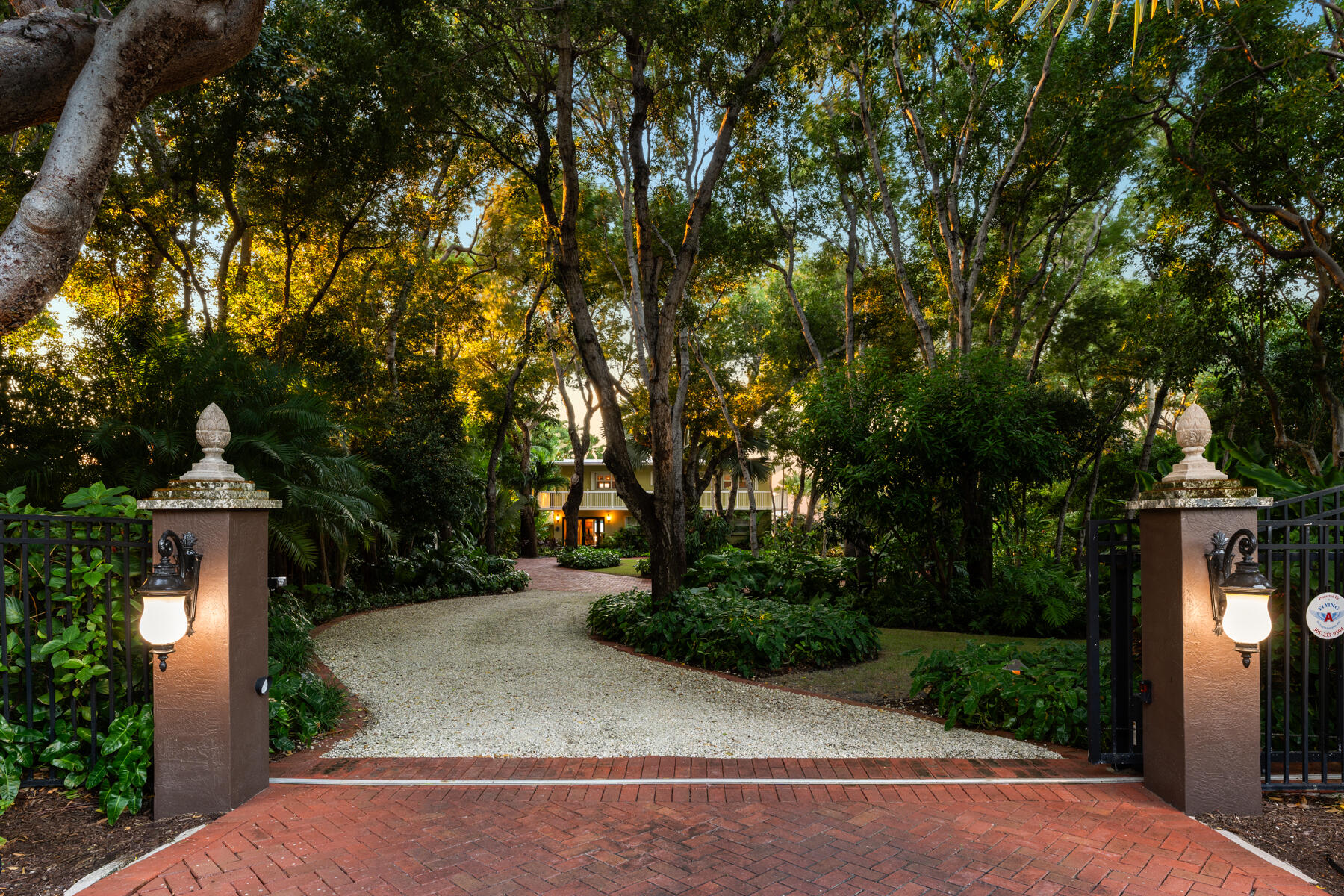 178 Plantation Boulevard