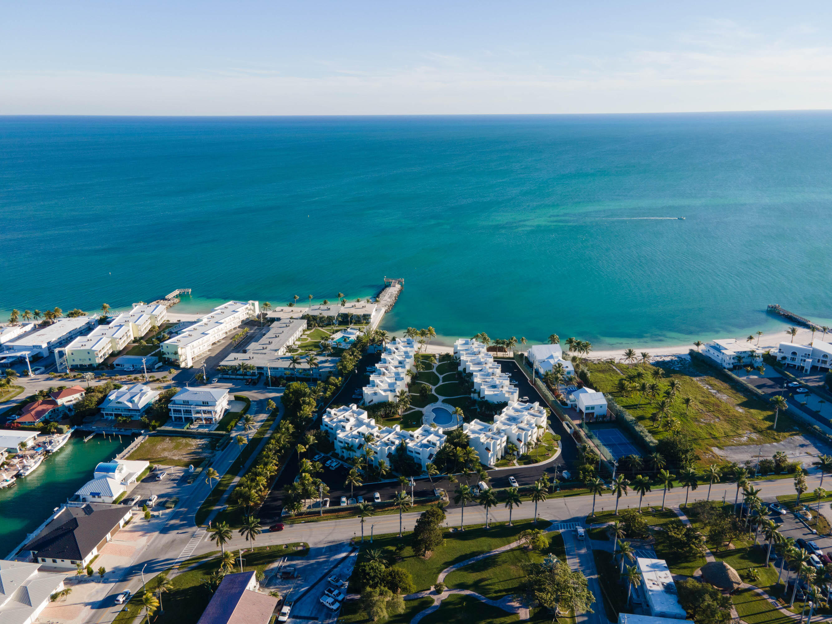 601 W Ocean Drive Unit: 401A