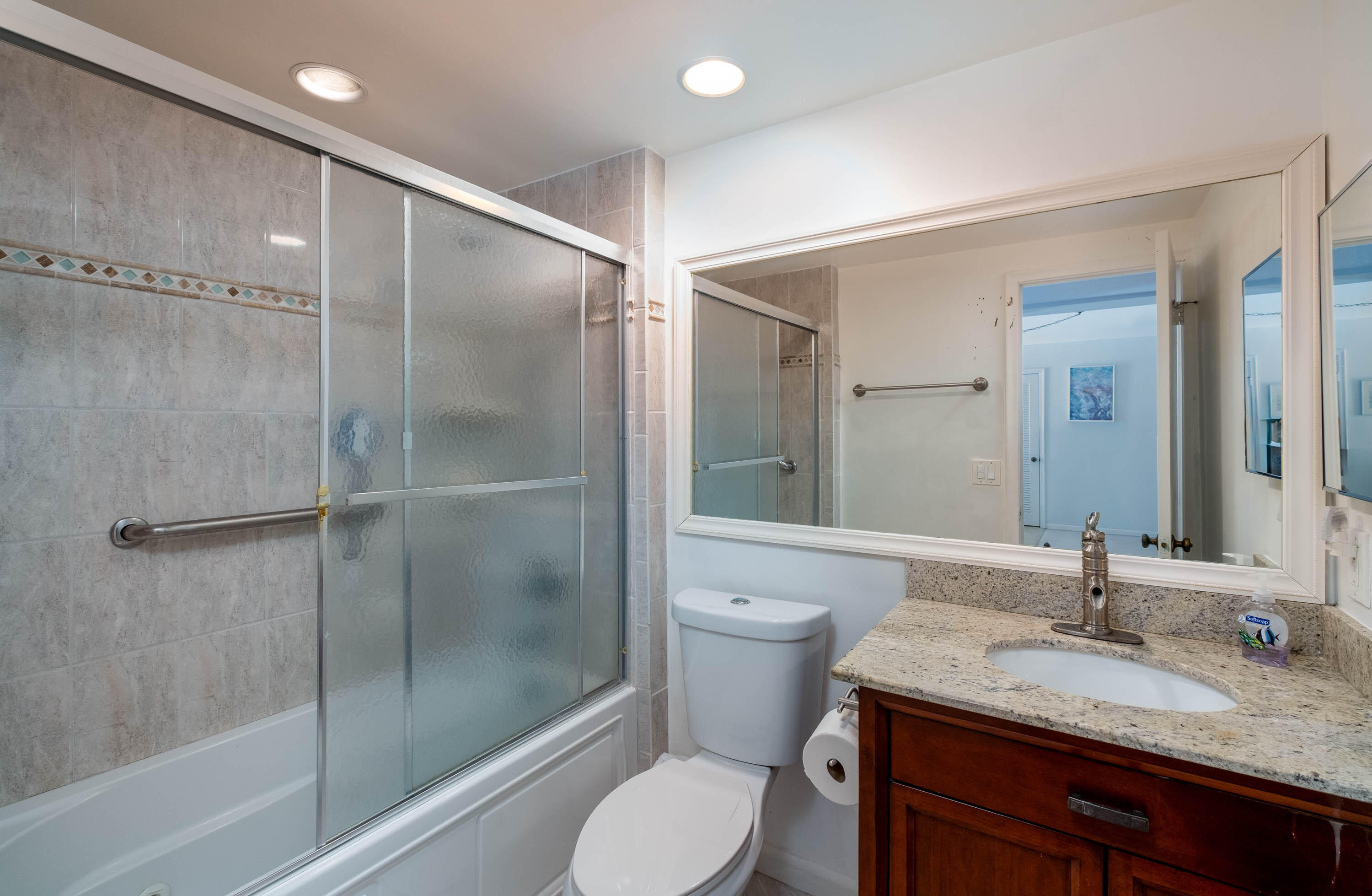 601 W Ocean Drive Unit: 401A
