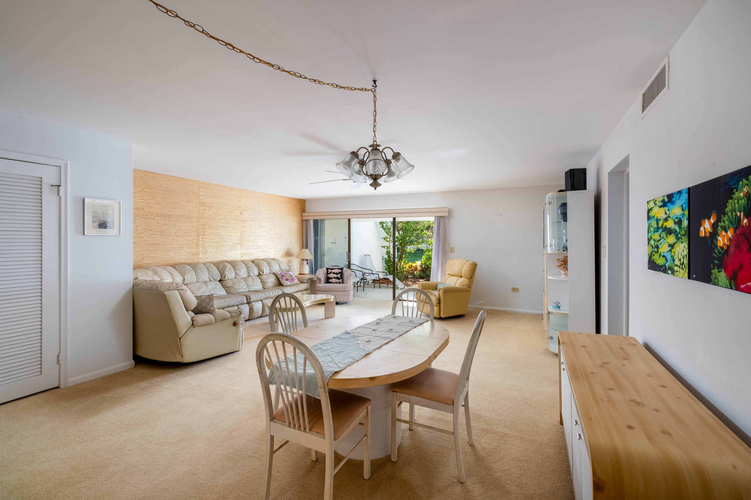 601 W Ocean Drive Unit: 401A