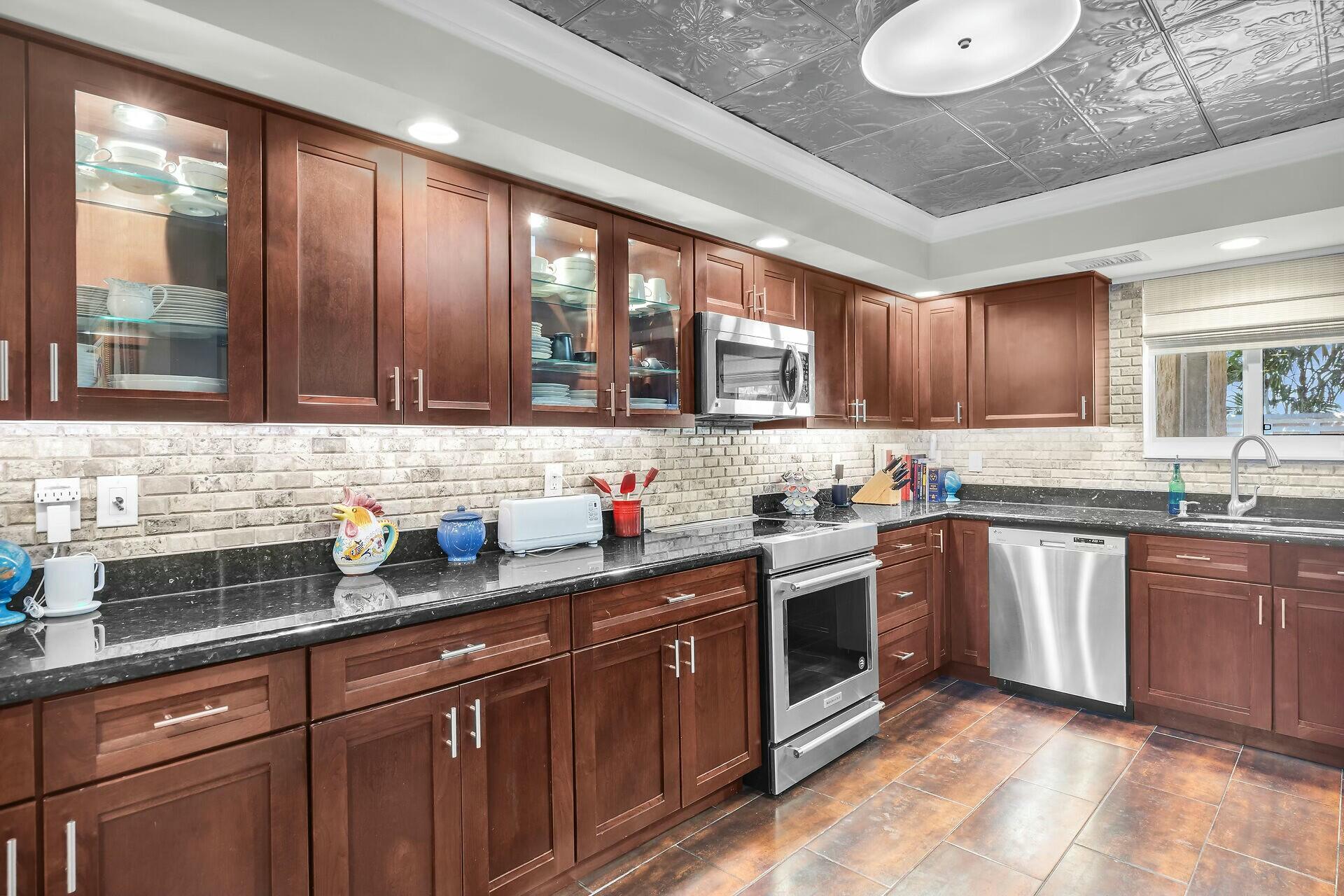 3715 Pearlman Court