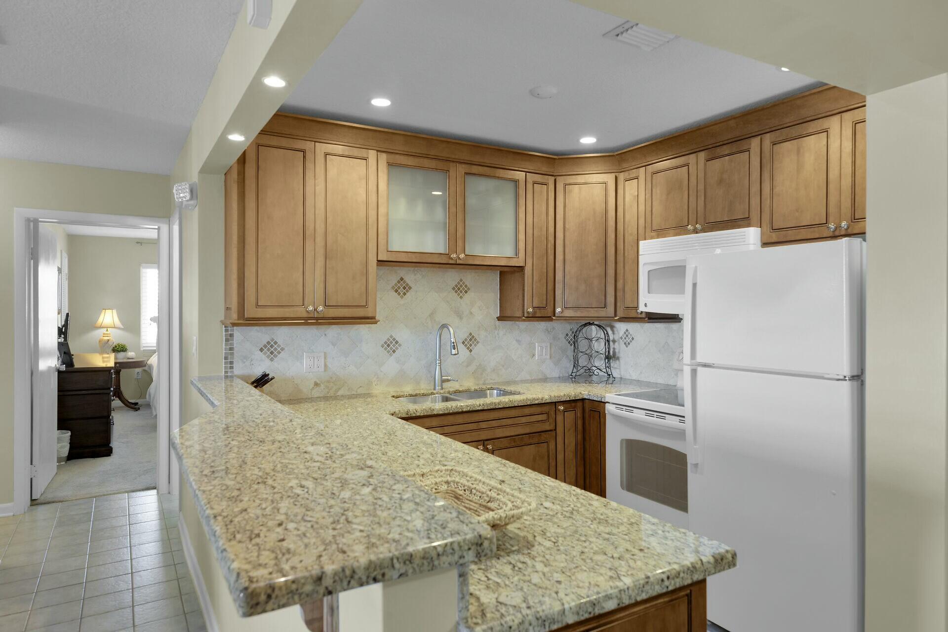 1101 W Ocean Drive Unit: 23