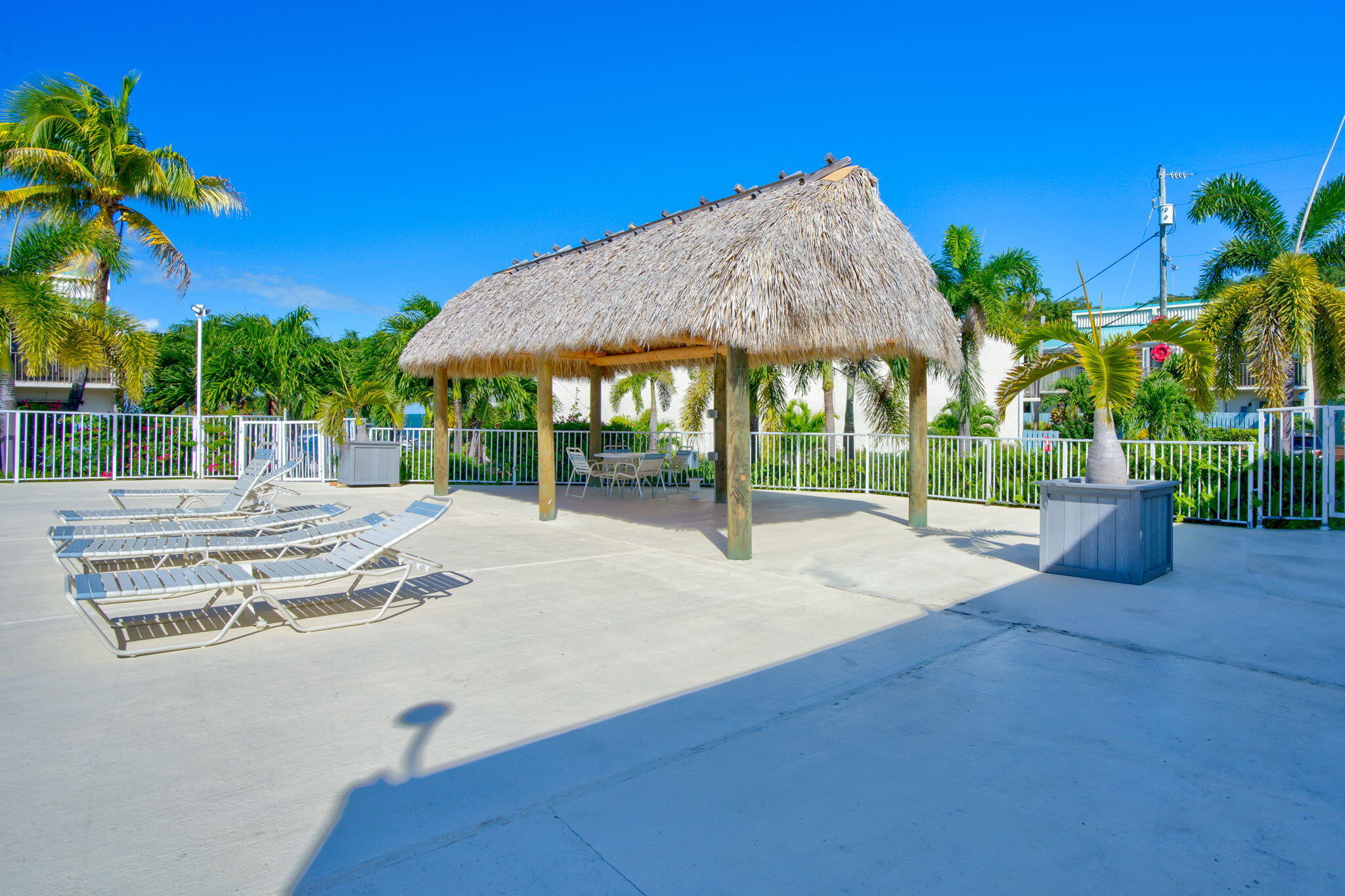 87200 Overseas Highway Unit: M9