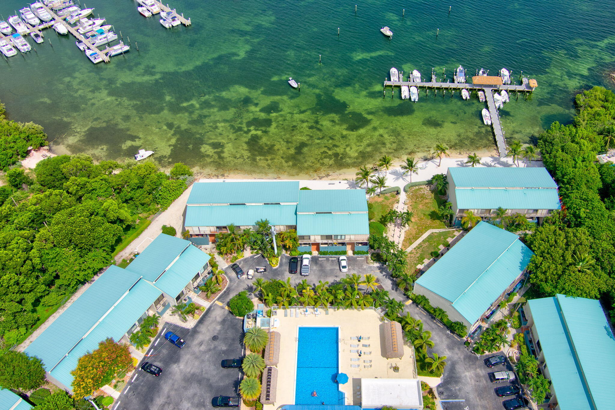 87200 Overseas Highway Unit: M9