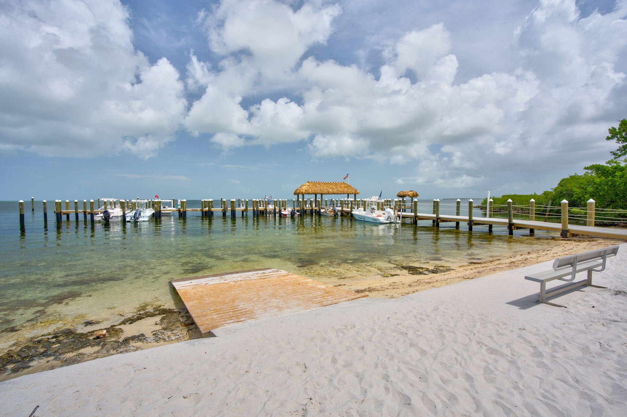 87200 Overseas Highway Unit: M9