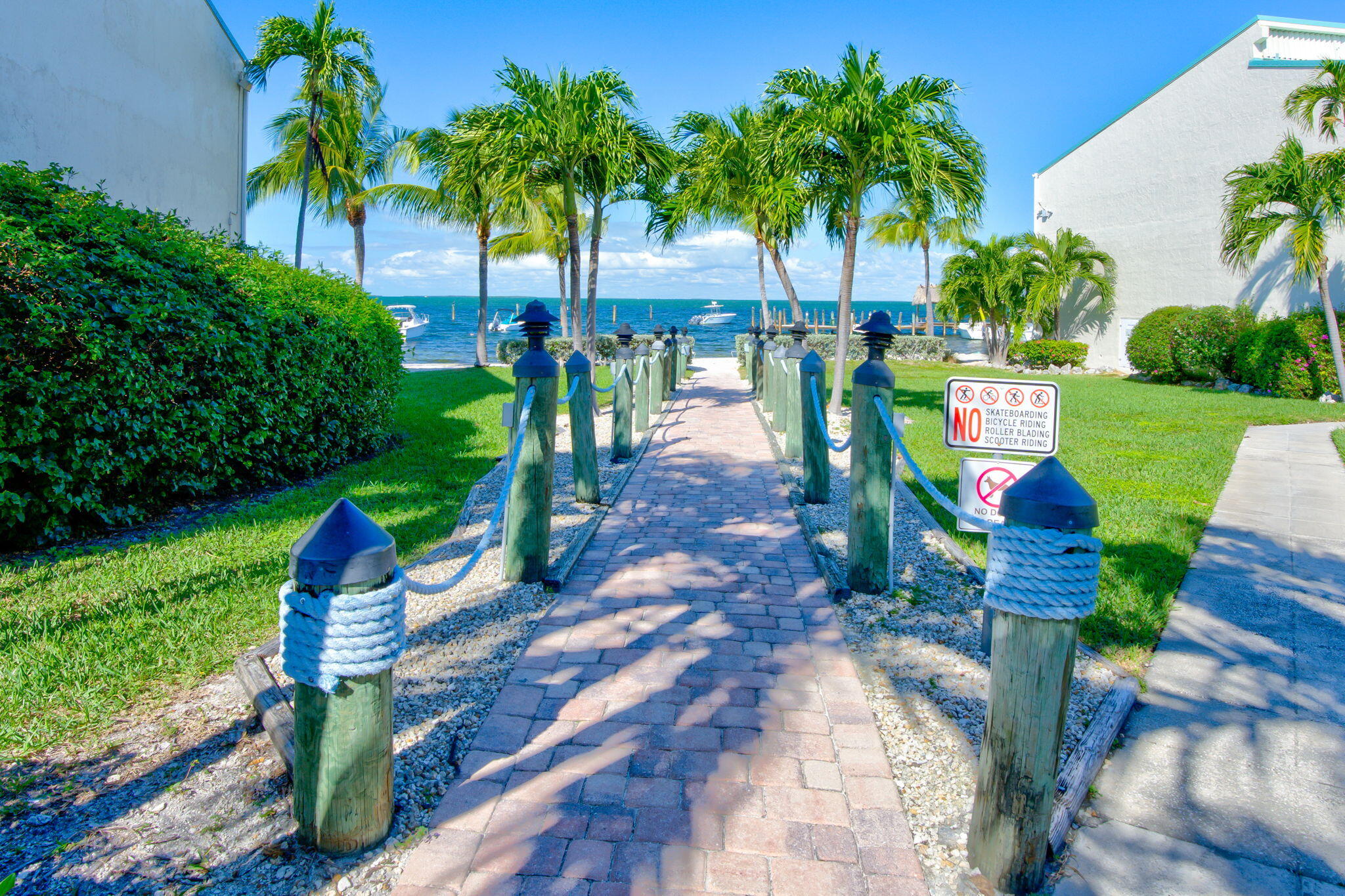 87200 Overseas Highway Unit: M9