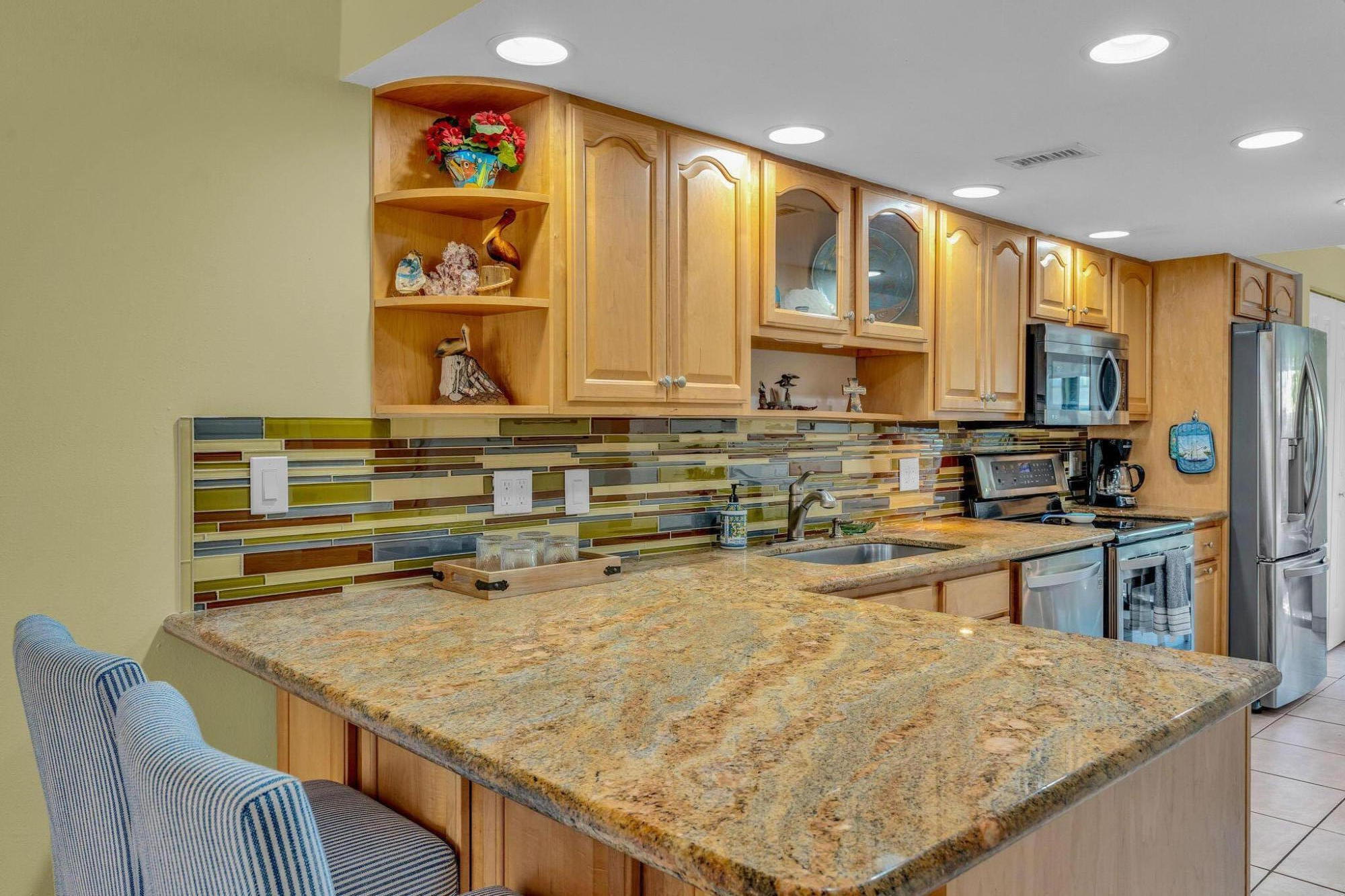 87200 Overseas Highway Unit: M9