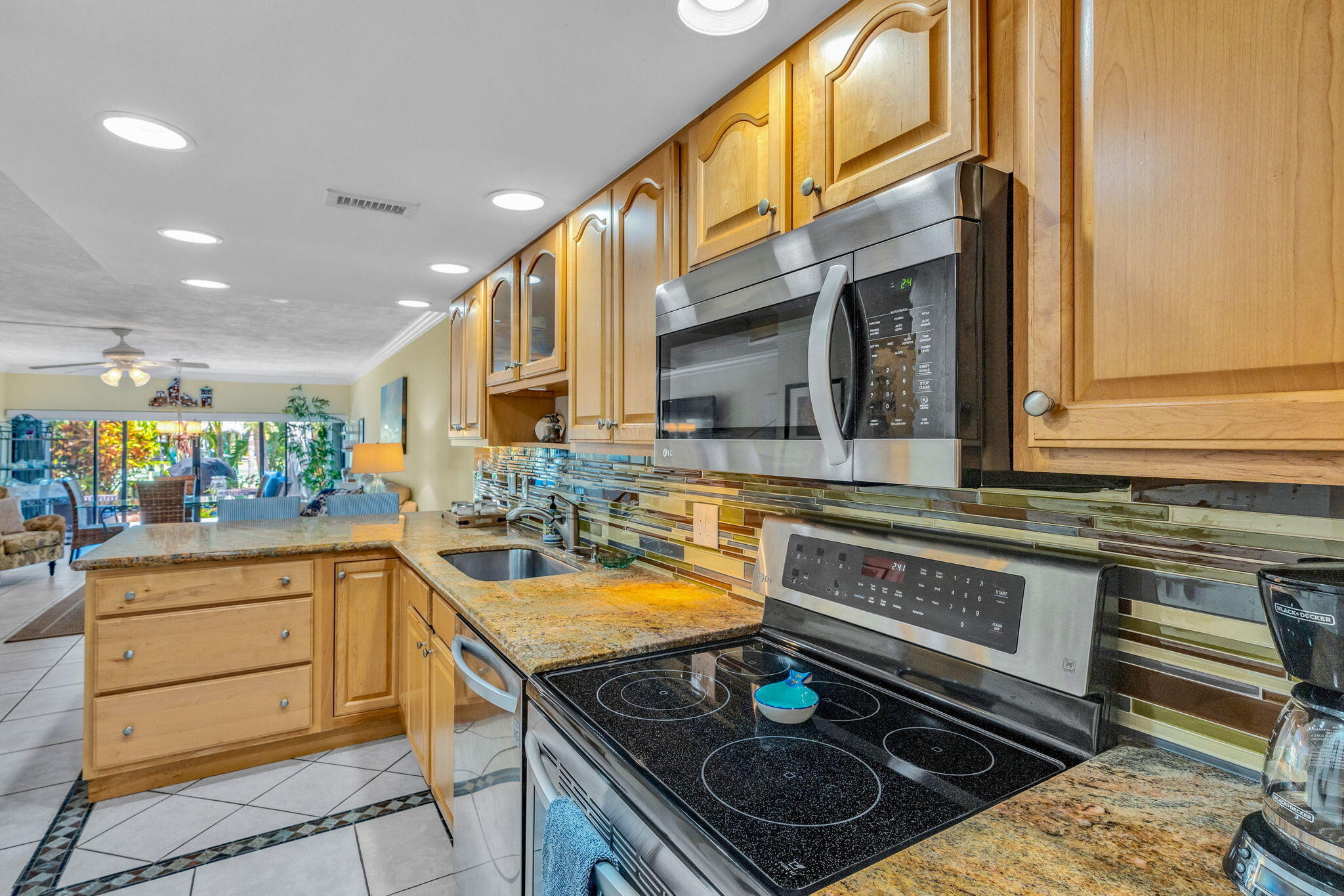 87200 Overseas Highway Unit: M9