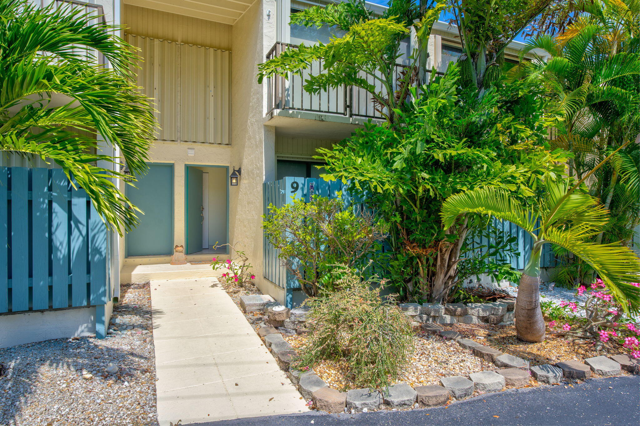 87200 Overseas Highway Unit: M9