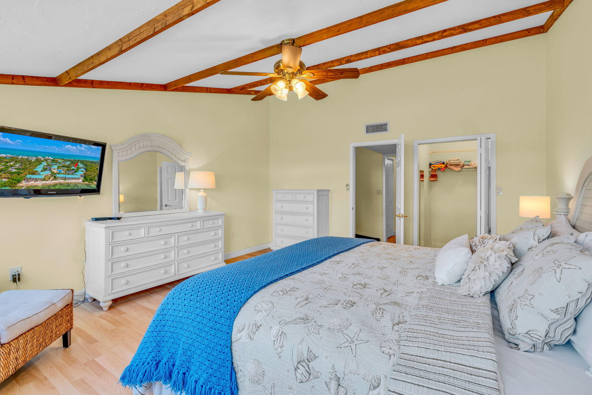 87200 Overseas Highway Unit: M9