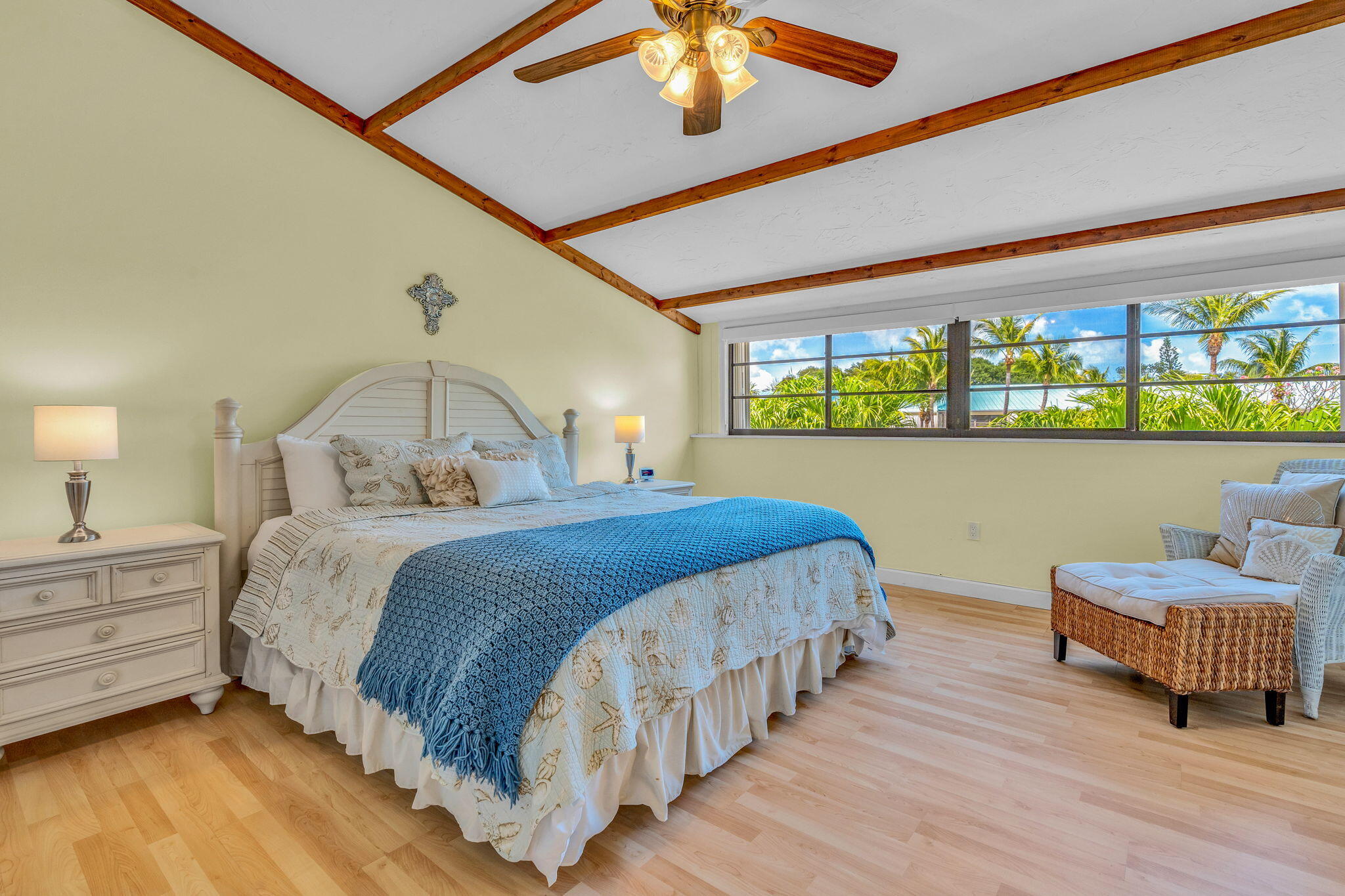 87200 Overseas Highway Unit: M9